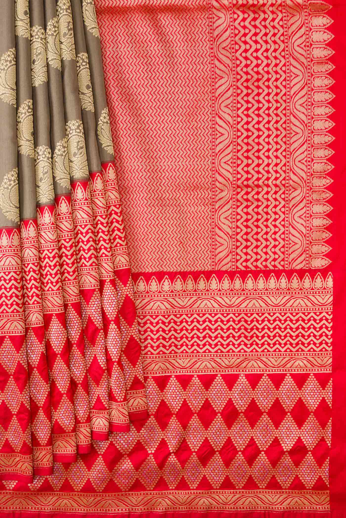 Pure Silk Pure Zari Grey Dual Tone Banarasi Saree - Image 4