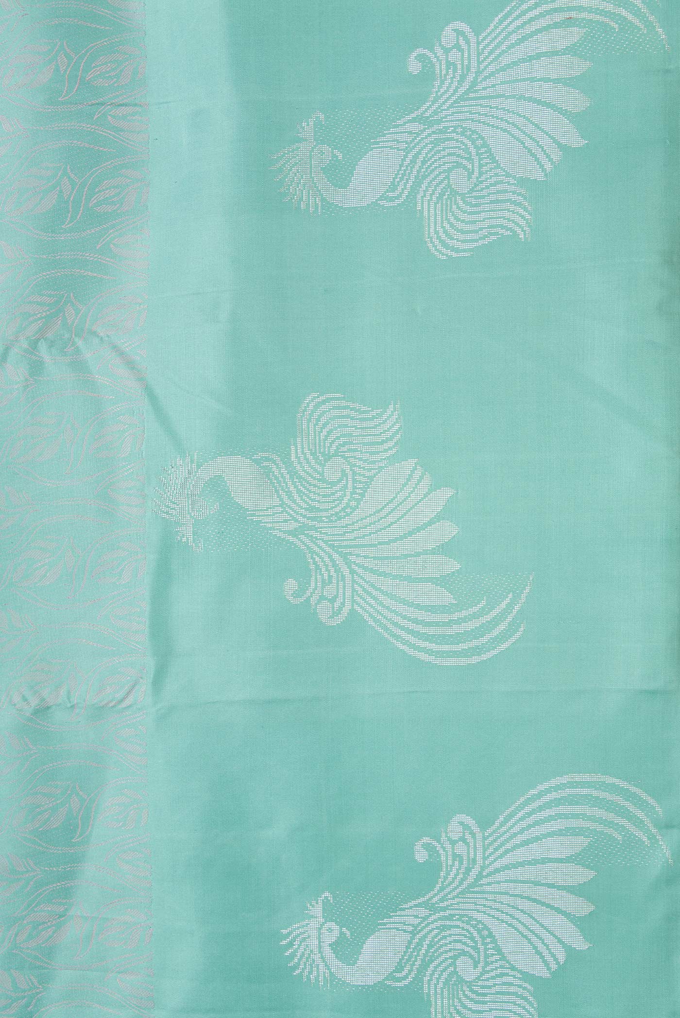 Pure Silk Pure Zari Light Blue Dual Tone Kanjivaram Saree - Image 3