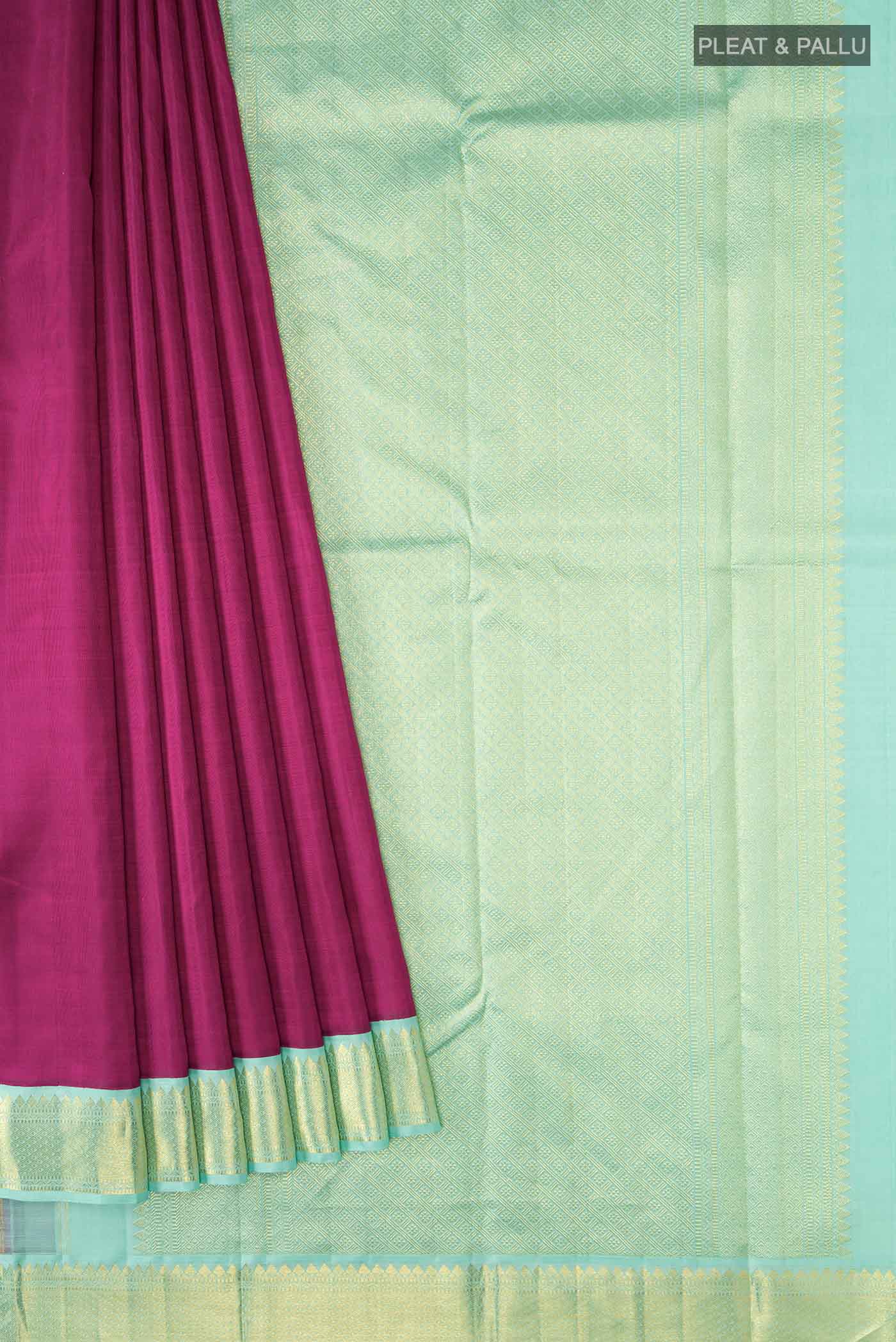 Pure Silk Pure Zari Magenta Kanjivaram Saree - Image 4
