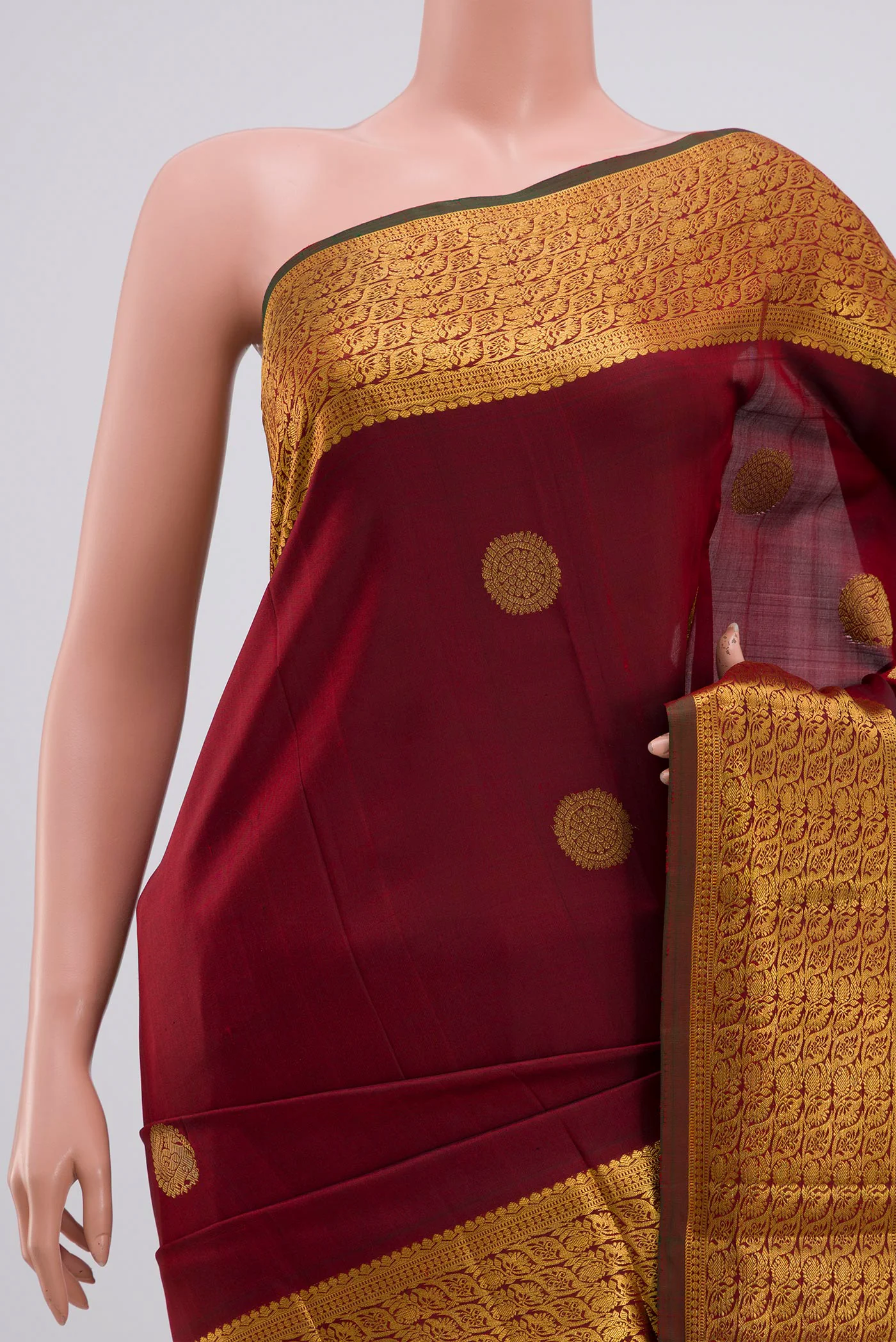 Pure Silk Pure Zari Maroon Kanchipuram Saree - Image 2