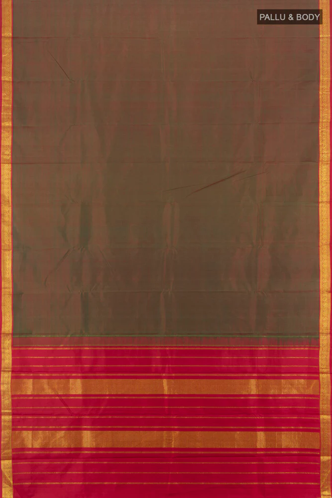 Green with Maroon Color Kanjivaram Silk Saree - Image 5
