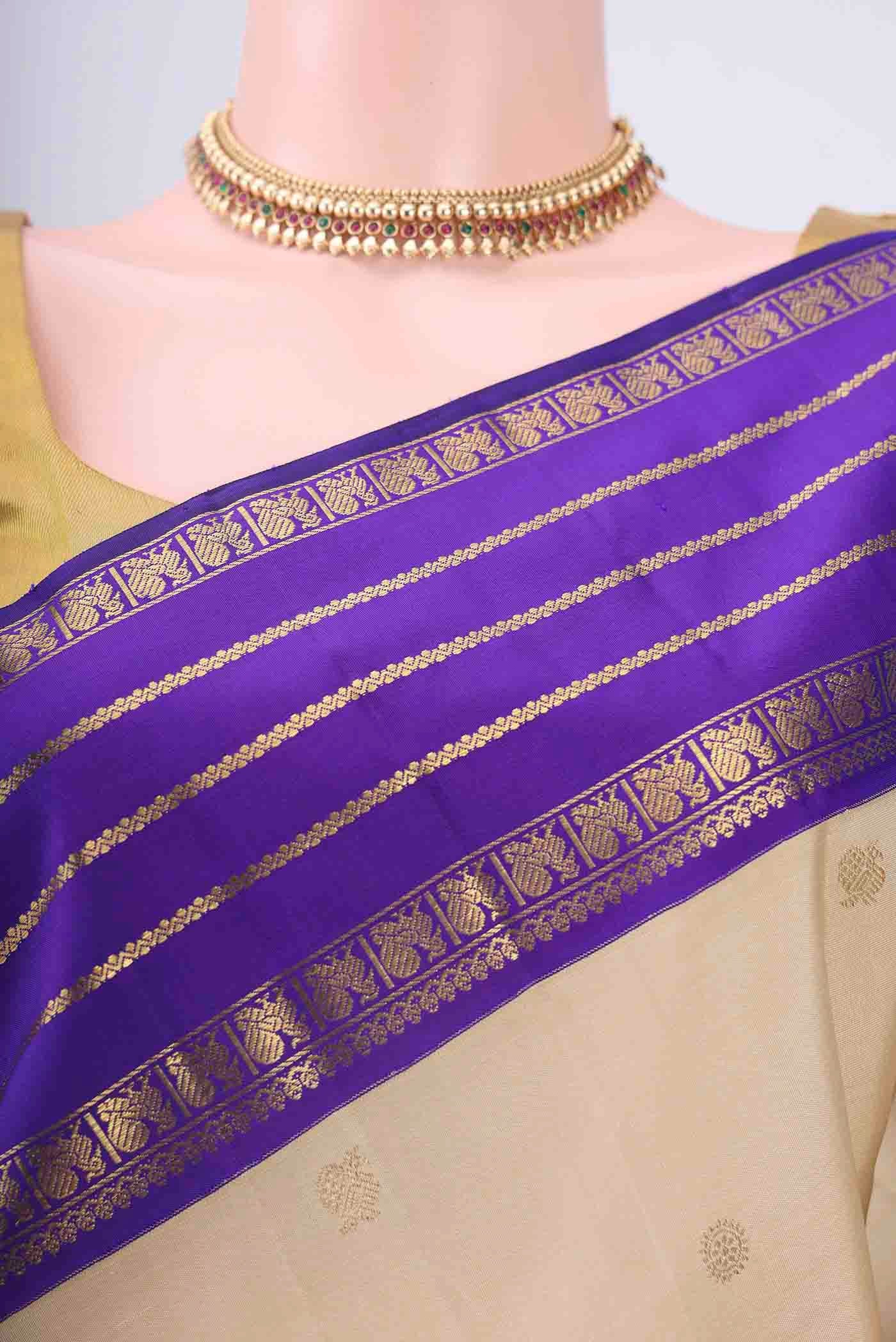Pure Silk Pure Zari Off White Kanchipuram Saree - Image 2