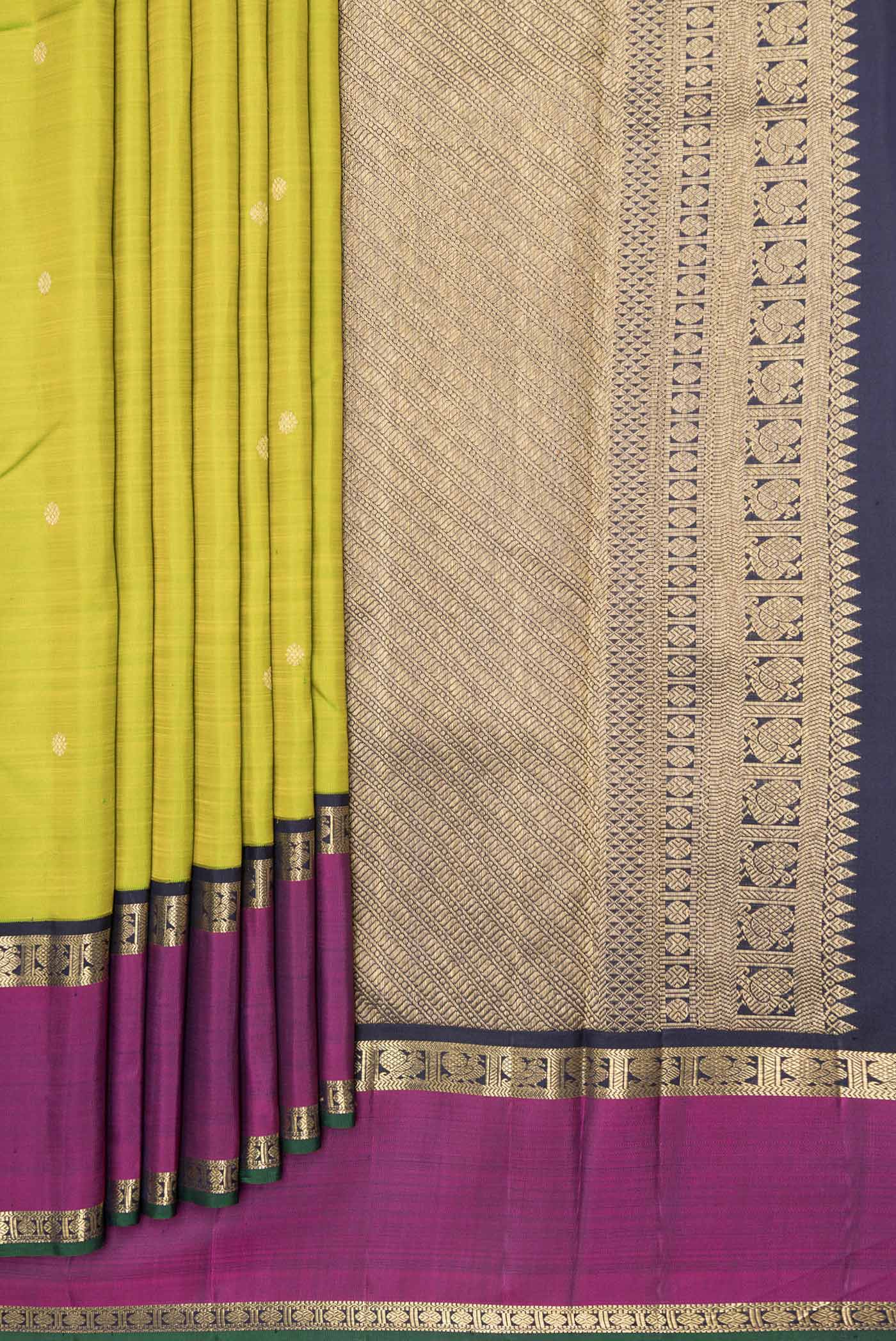 Pure Silk Pure Zari Parrot Green Dual Tone Kanchipuram Saree - Image 4
