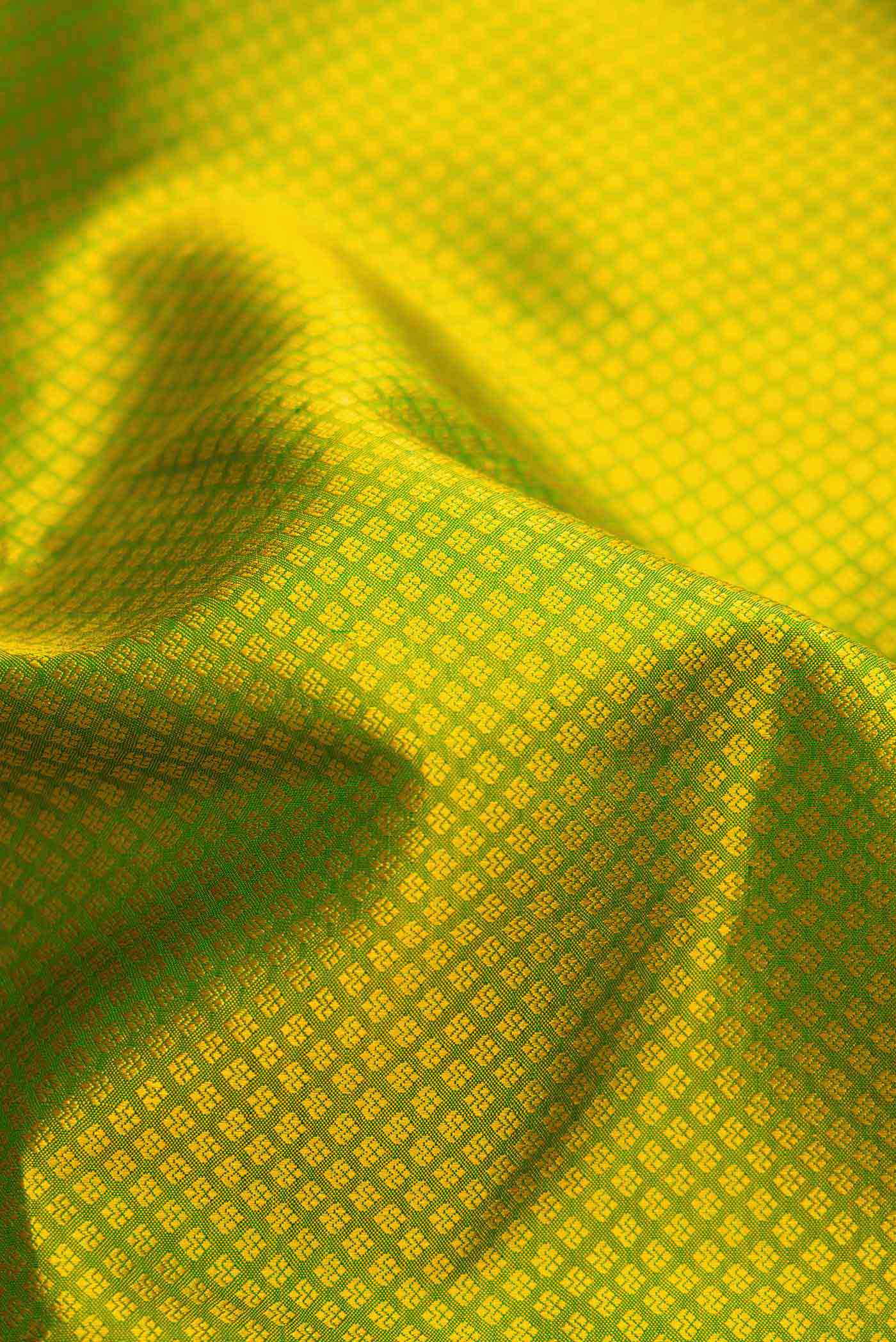 Pure Silk Pure Zari Parrot Green Kanjivaram Saree - Image 2