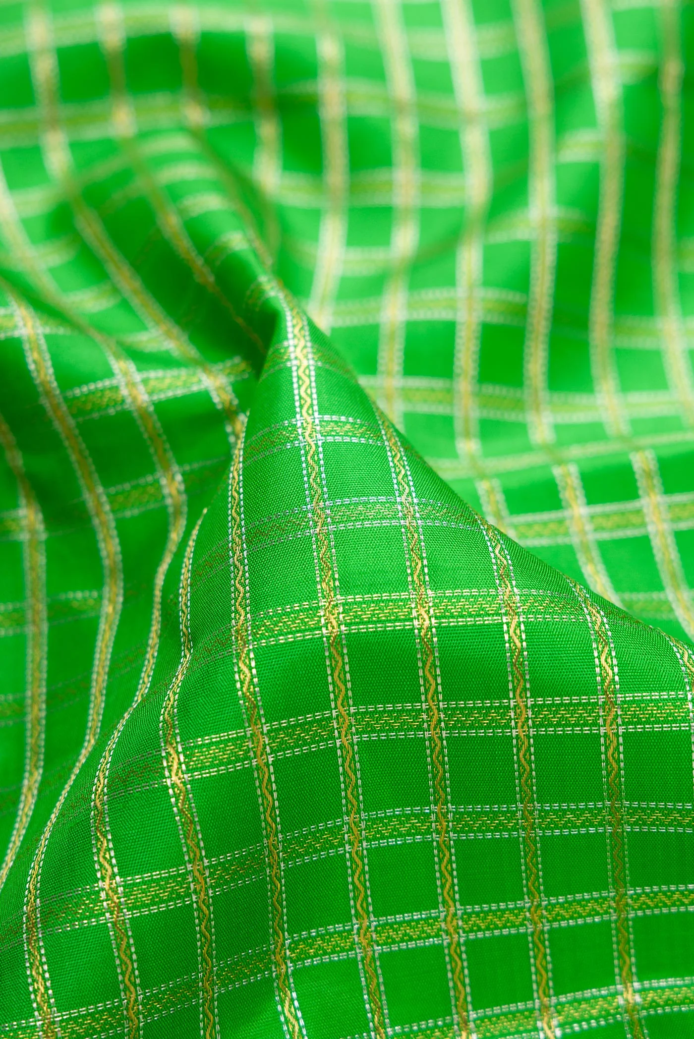 Pure Silk Pure Zari Green Kanjivaram Saree - Image 2