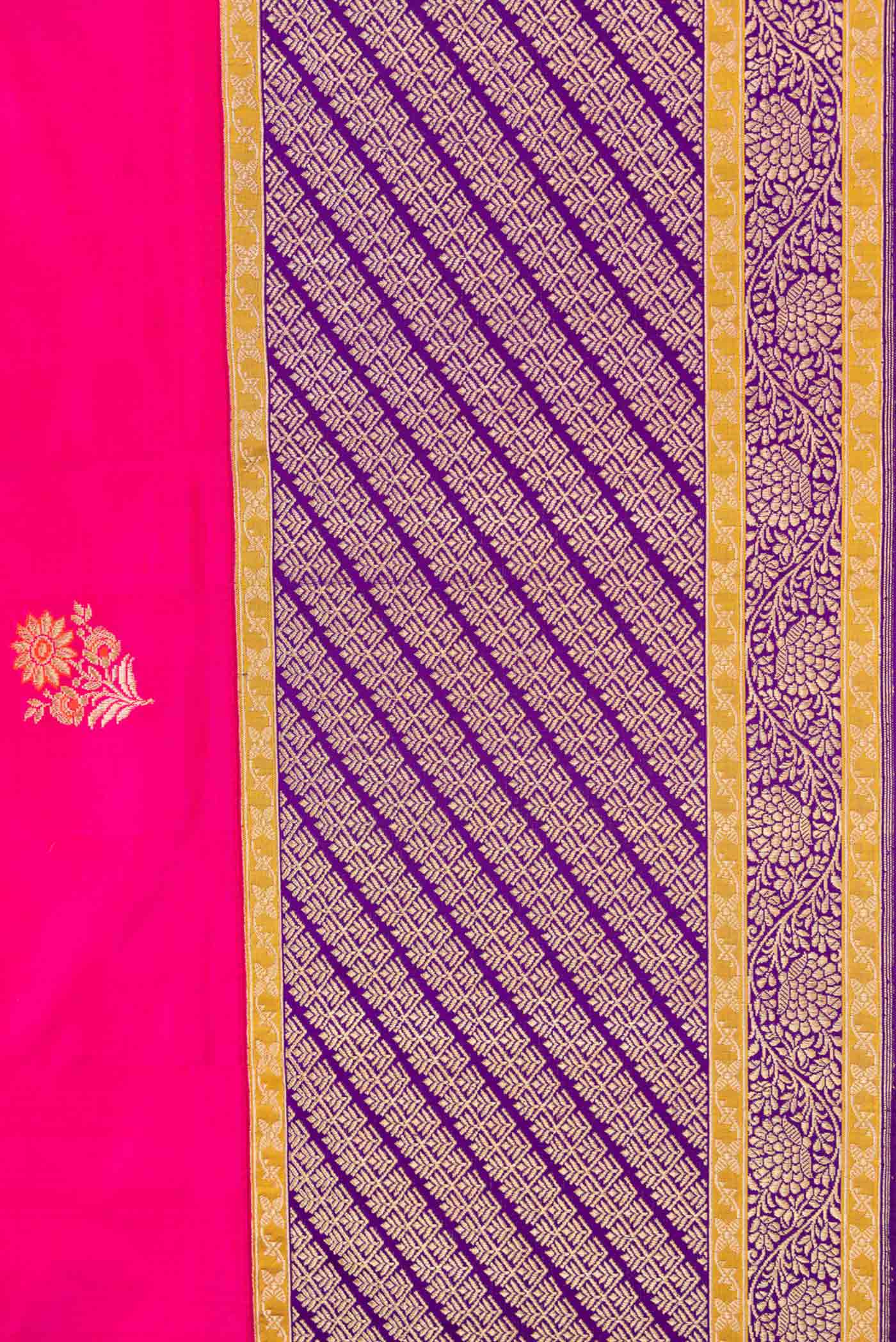 Pure Silk Pure Zari Pink Dual Tone Banarasi Saree - Image 3