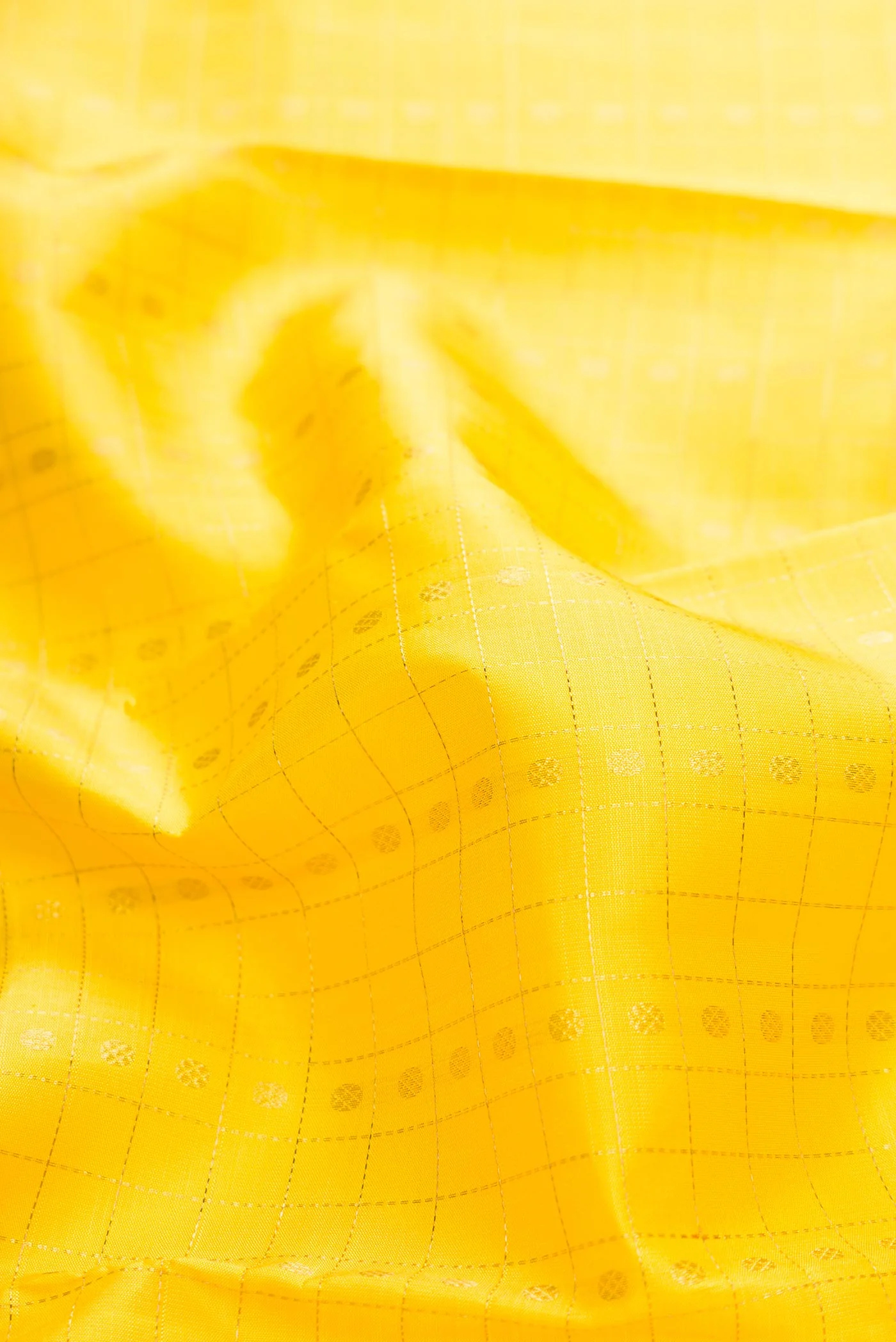 Pure Silk Pure Zari Yellow Dual Tone Kanchipuram Saree - Image 2