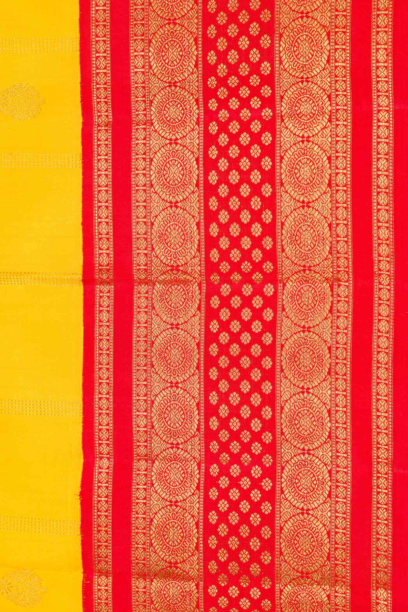 Pure Silk Pure Zari Yellow Dual Tone Kanjivaram Saree - Image 3