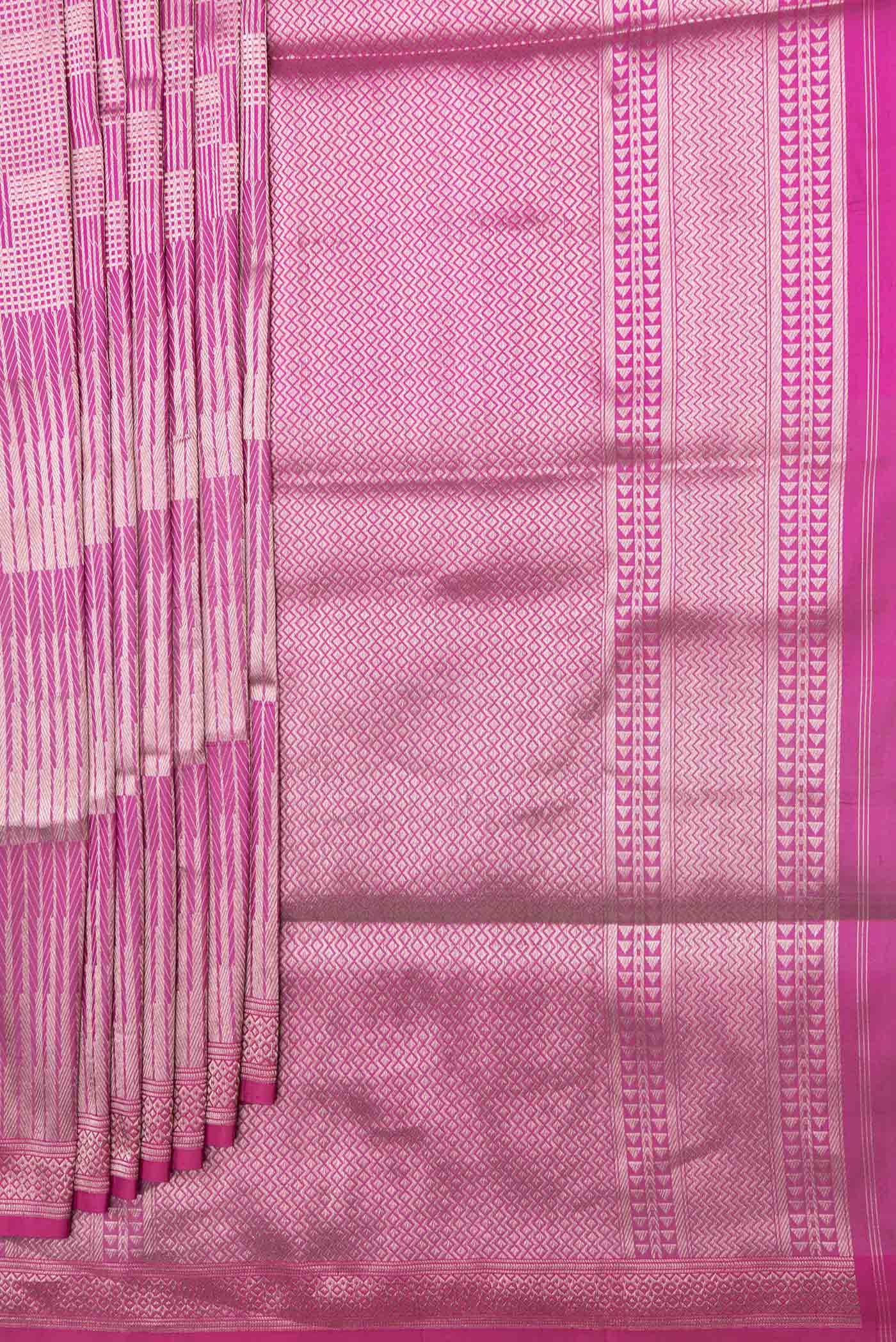 Magenta Banarasi Silk Saree - Image 4