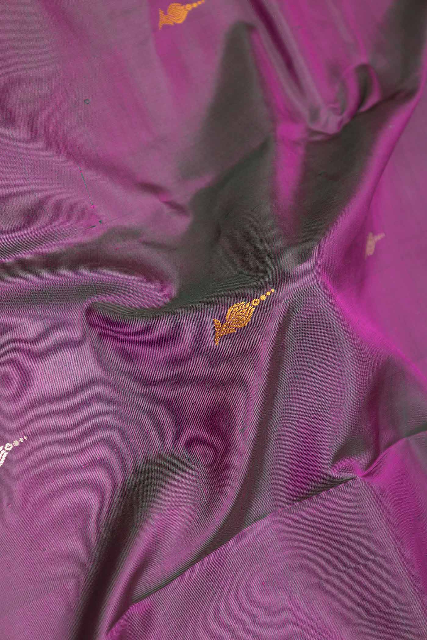 Purple Dual Tone Kanjivaram Saree - Image 2