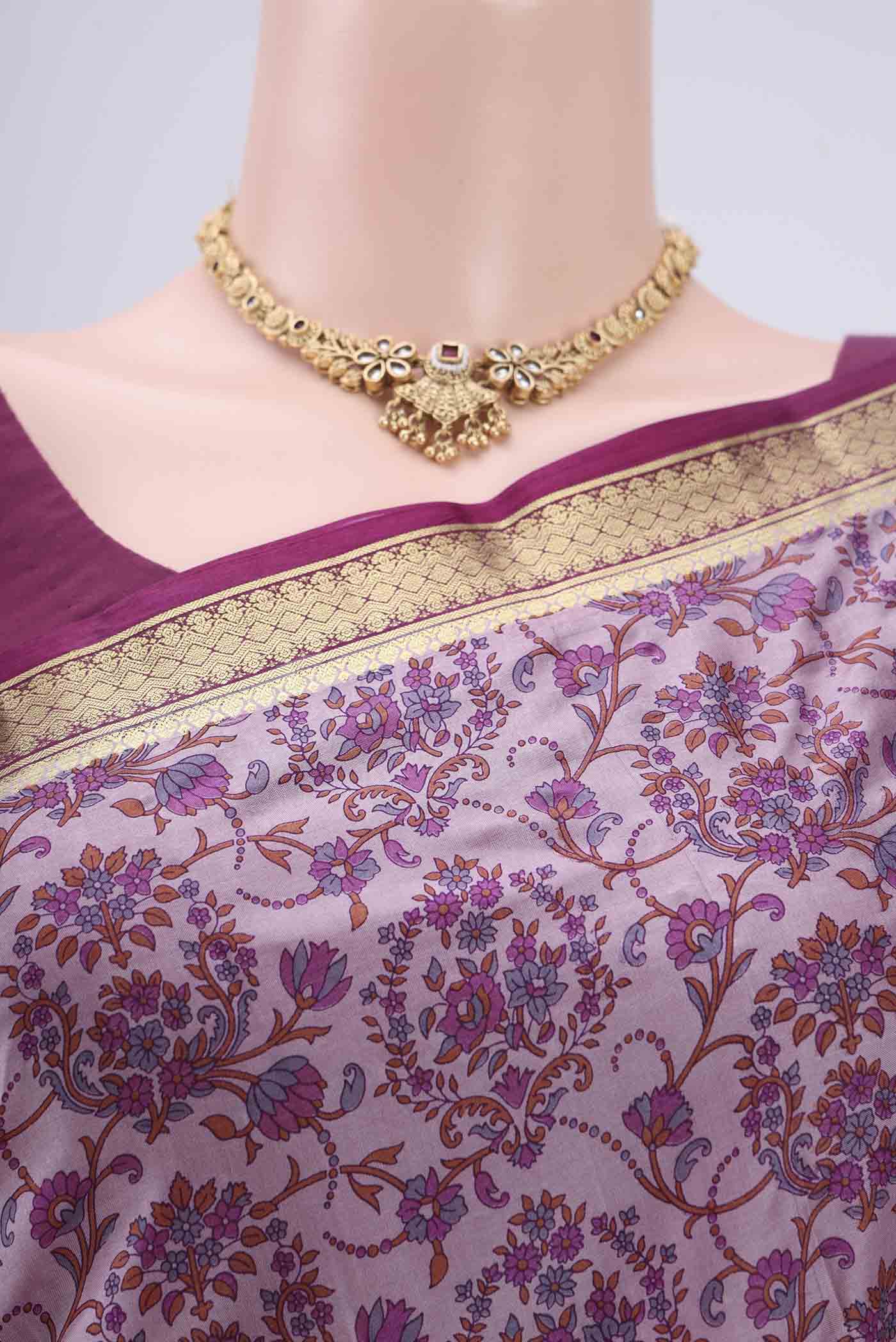 Lavender Printed Silk Saree - Image 2