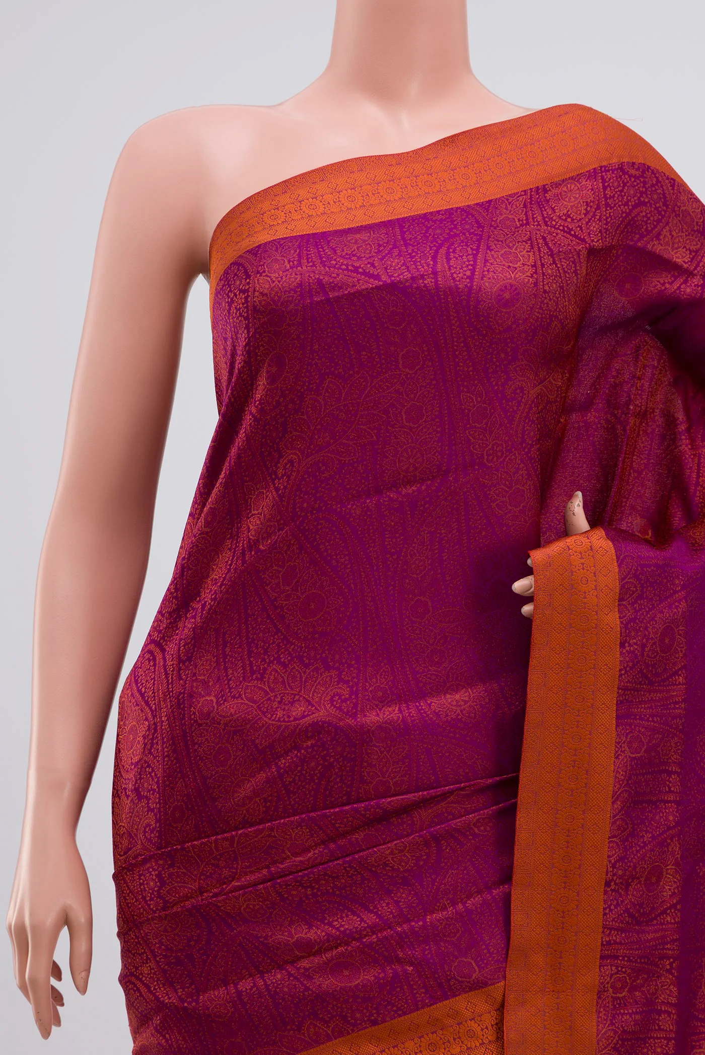 Magenta Soft Silk Saree - Image 2