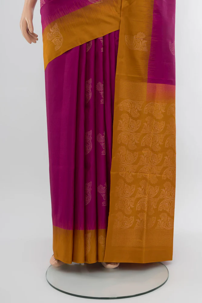 Magenta Soft Silk Saree - Image 3