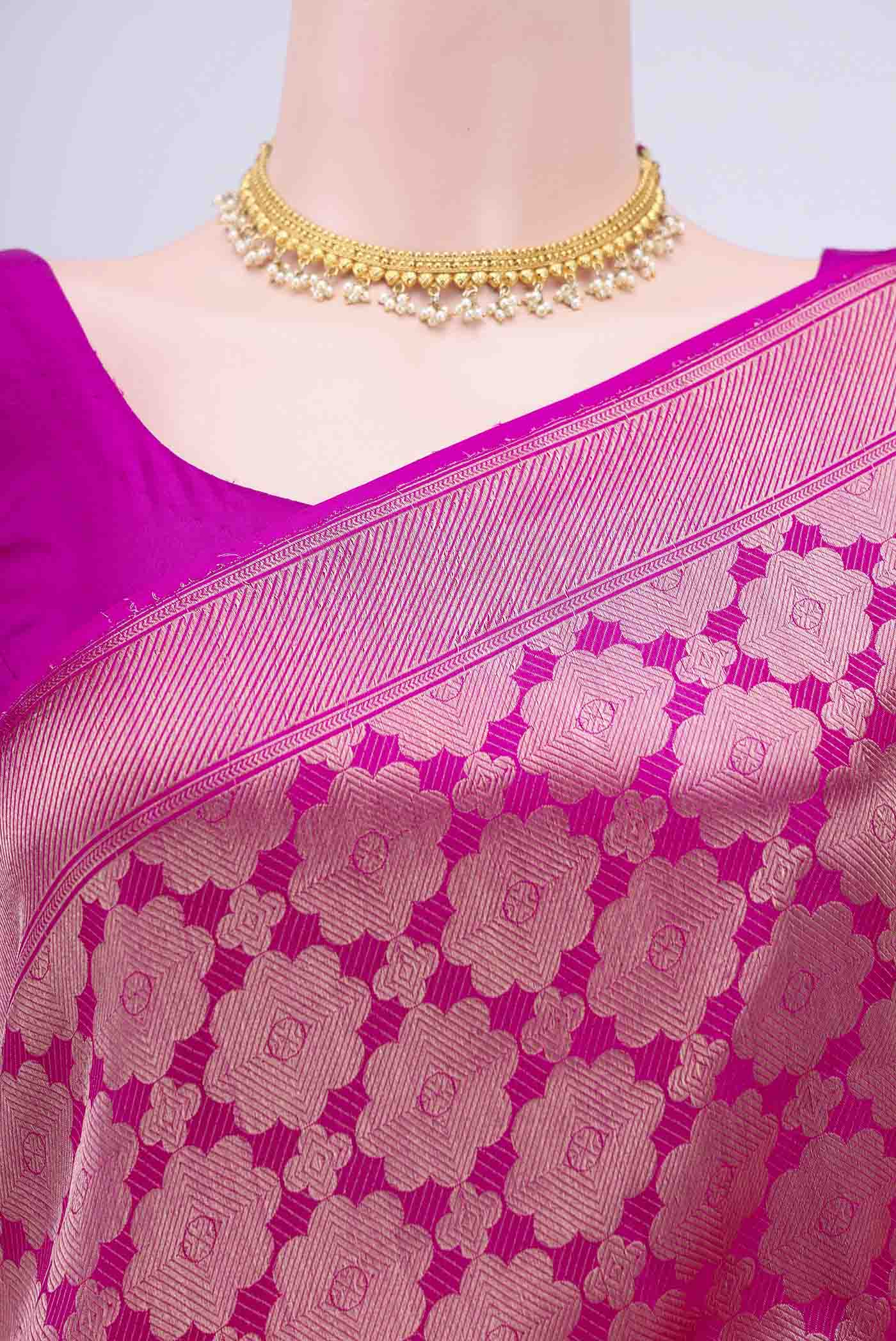 Rani Pink Dual Tone Banarasi Silk Saree - Image 2