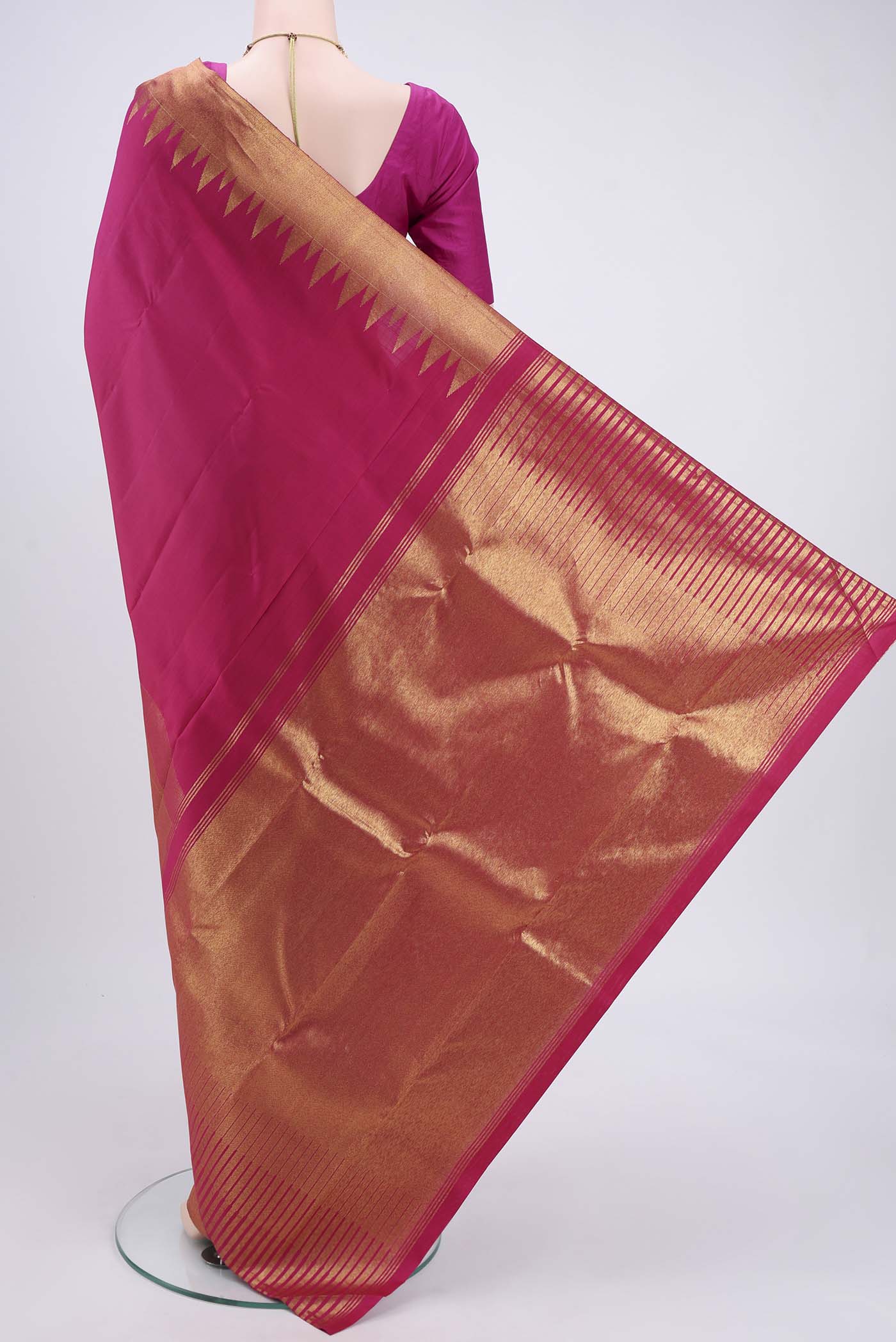 Rani Pink Kanjivaram Silk Saree - Image 3