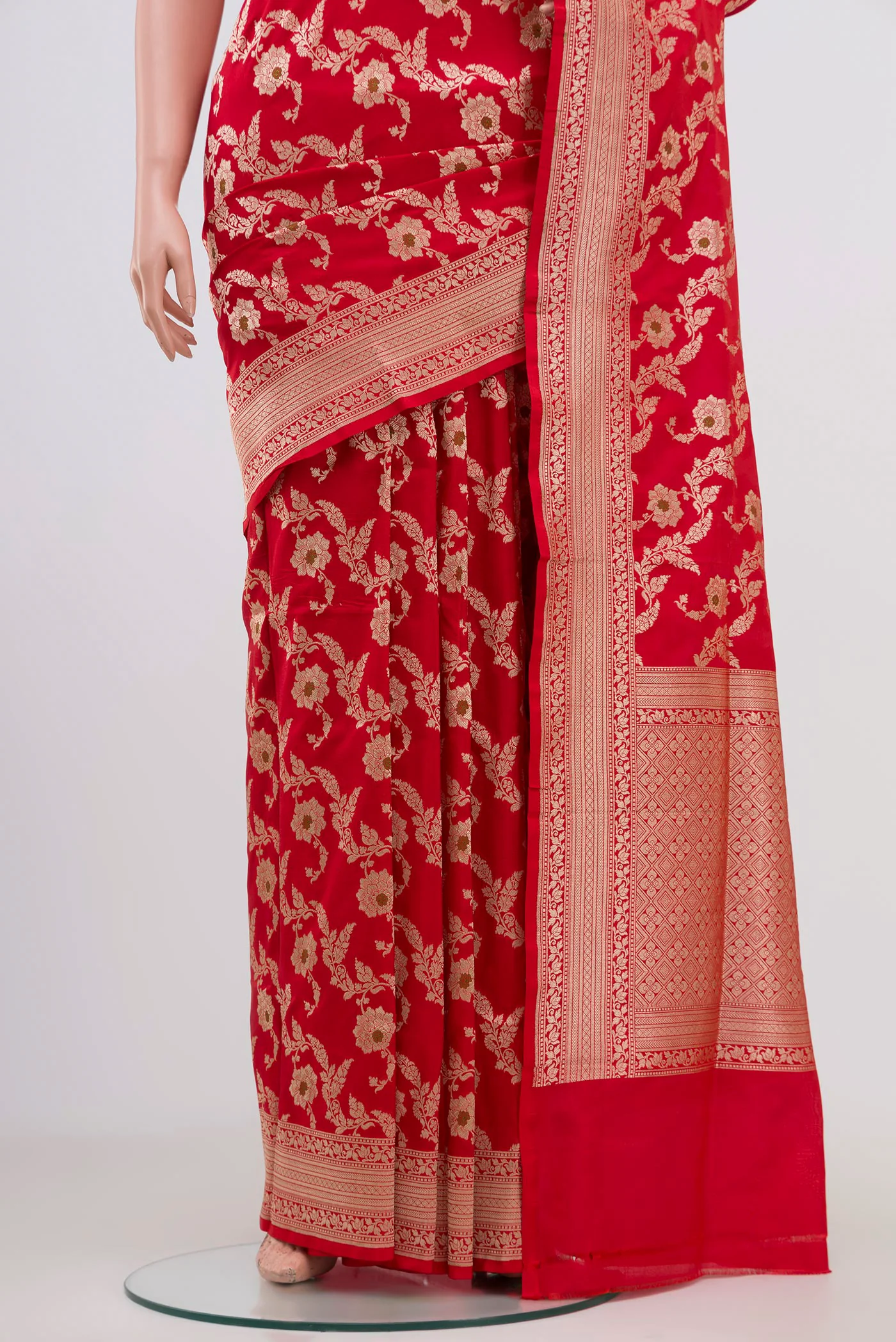 Red Banarasi Silk Saree - Image 3