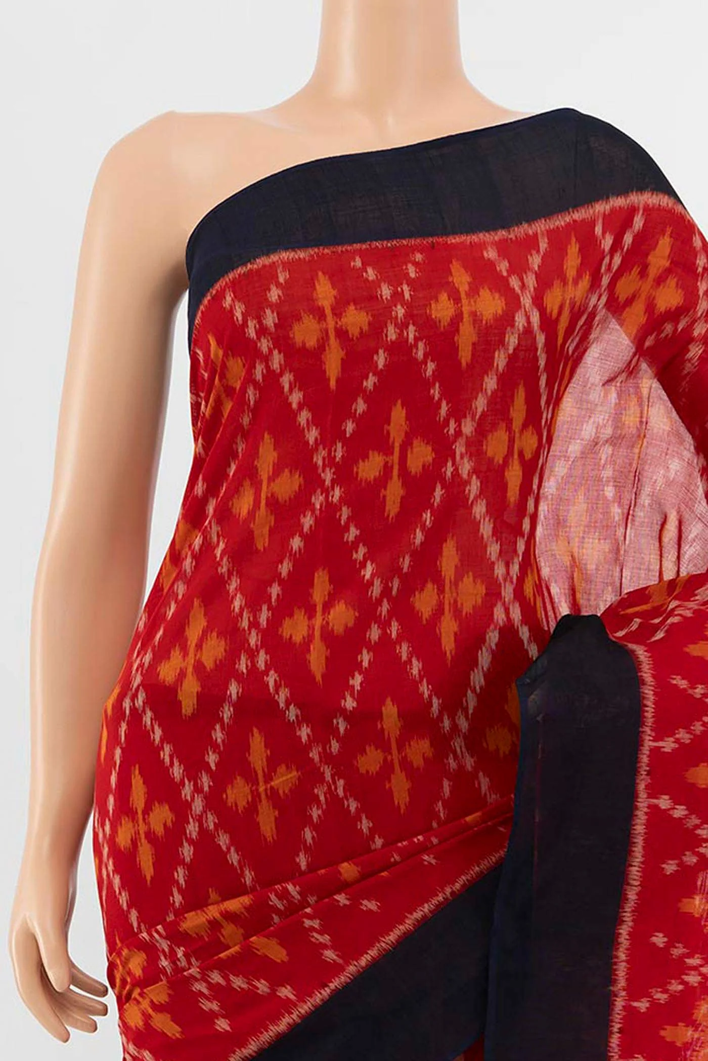 Red Pochampally Cotton Saree - Image 2
