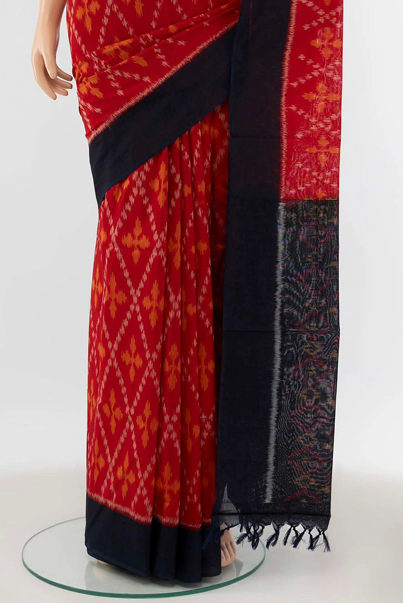 Red Pochampally Cotton Saree - Image 3