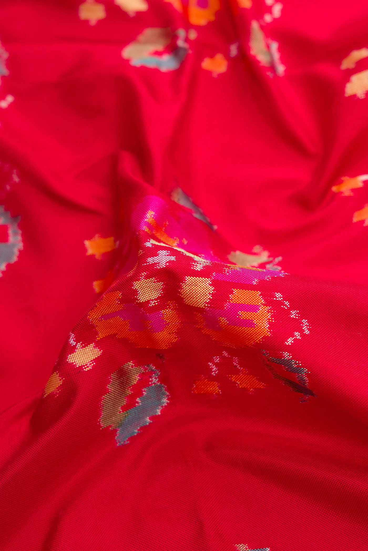 Red Double Ikat Saree - Image 2