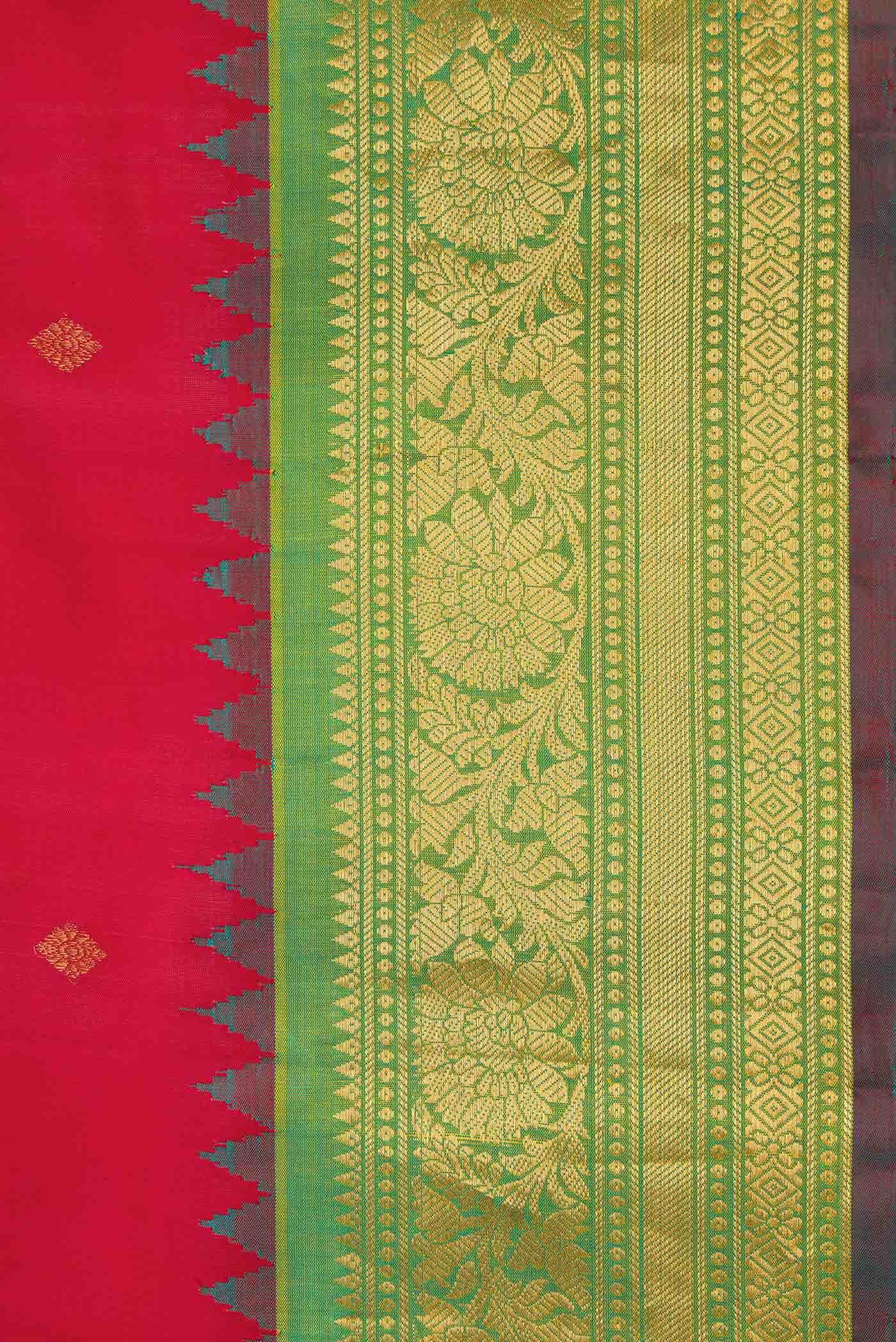 Maroon Gadwal Silk Saree - Image 5