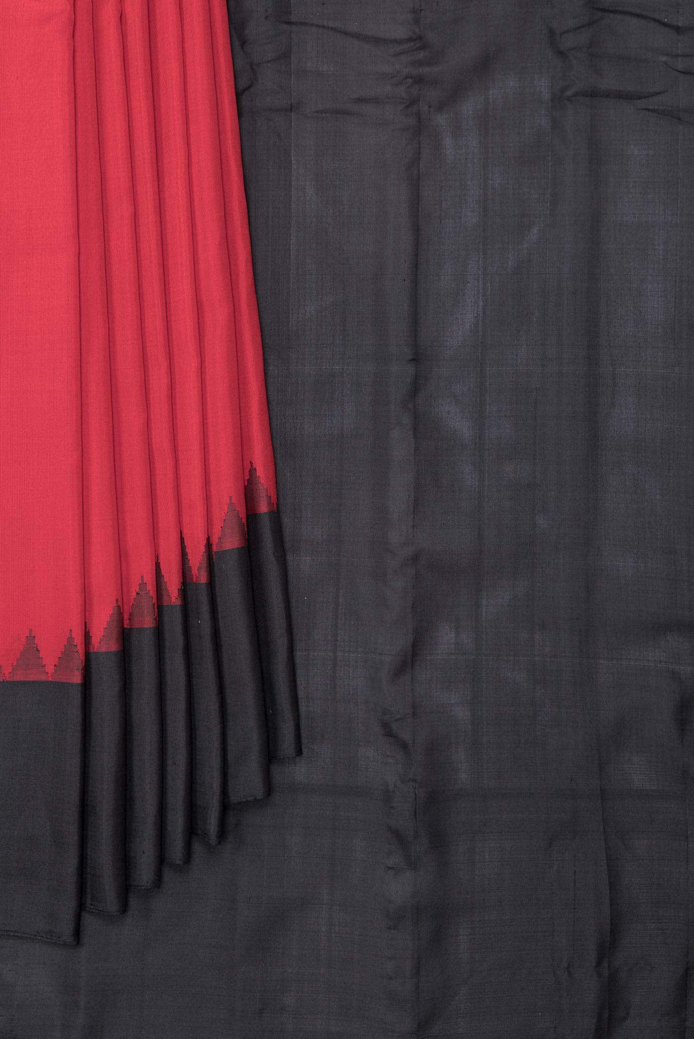 Red Dual Tone Gadwal Silk Saree - Image 2