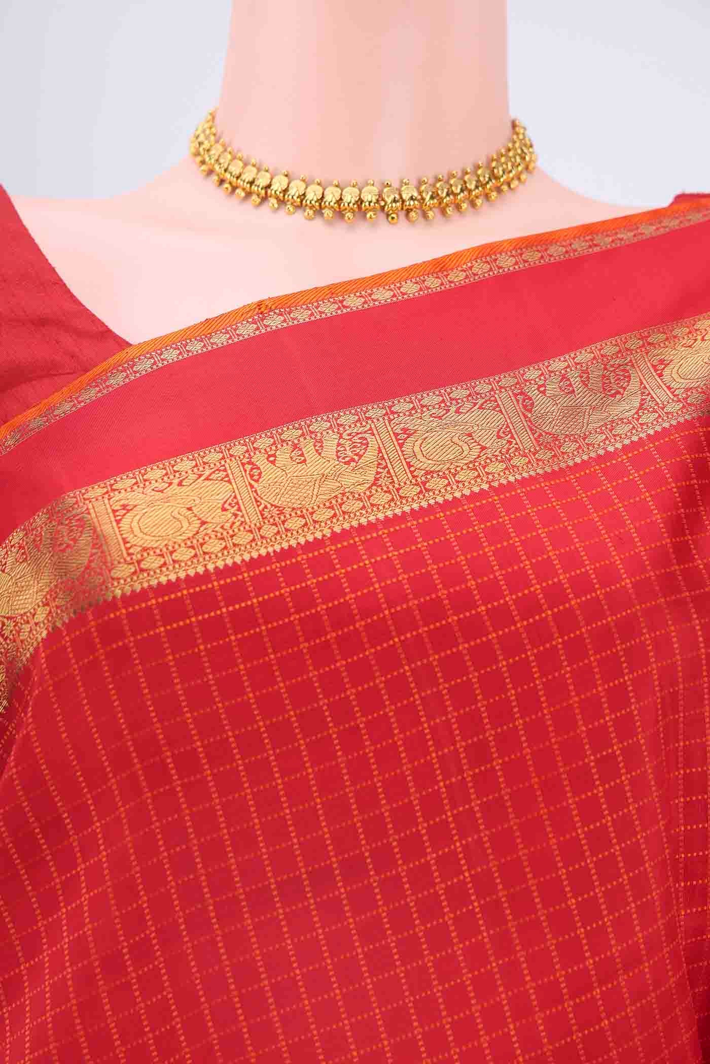 Red Dual Tone Kanchipuram Saree - Image 2