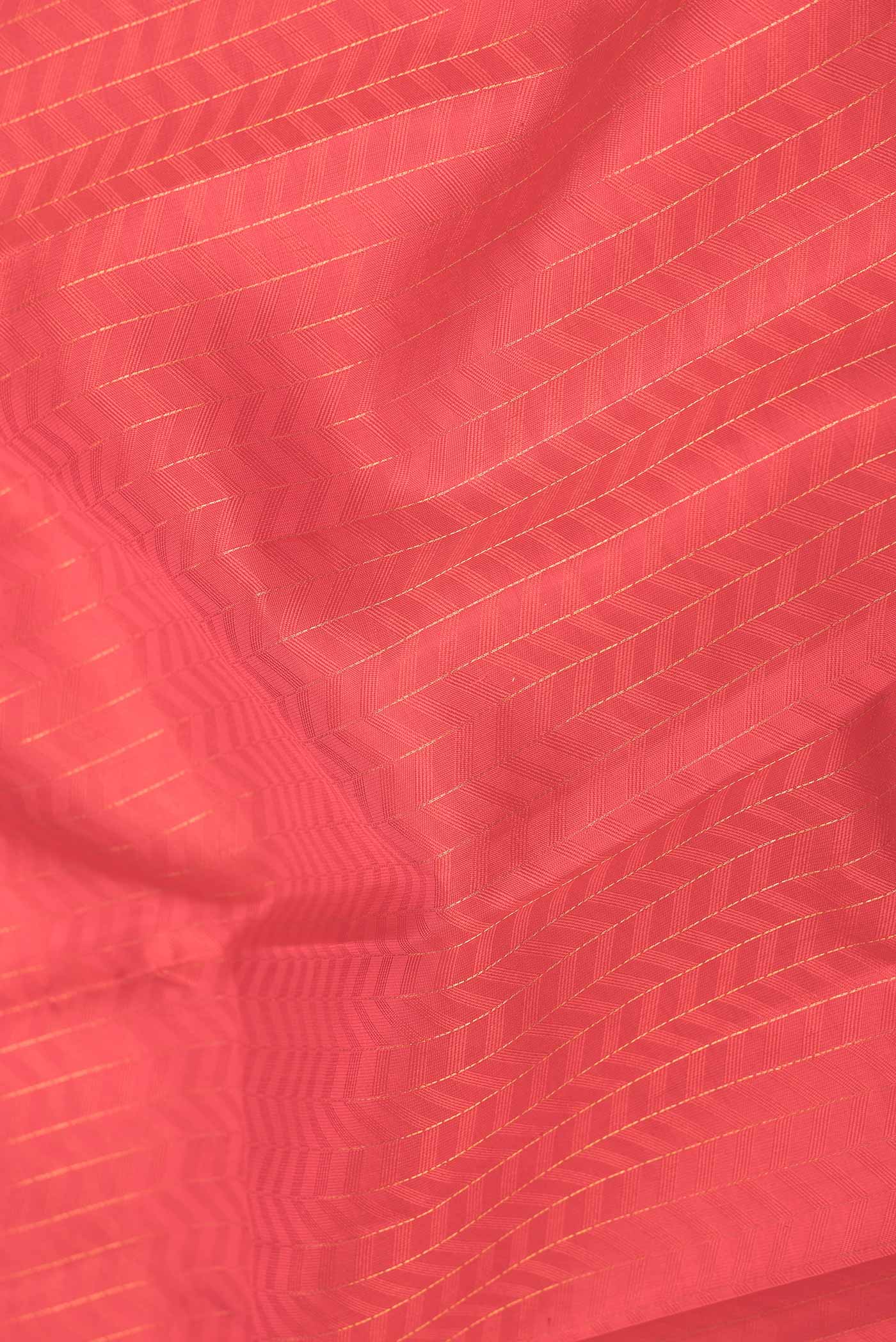 Red Dual Tone Kanjivaram Saree - Image 2