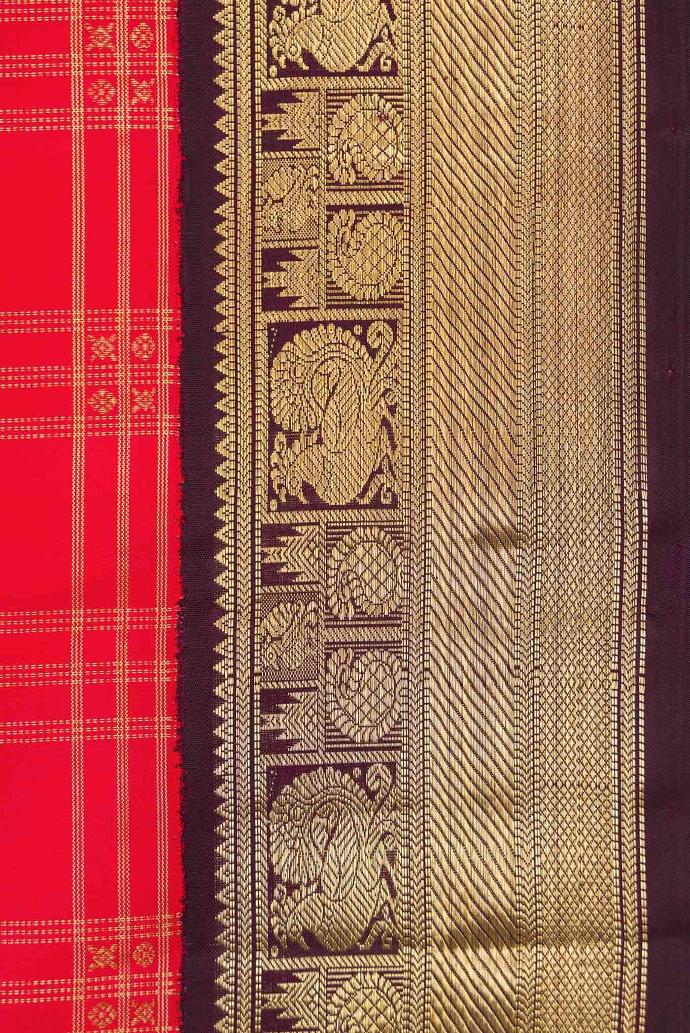 Red Dual Tone Kanjivaram Silk Saree - Image 3