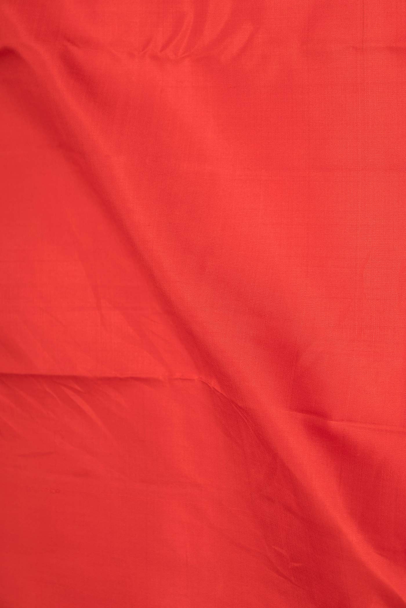 Red Dual Tone Kanjivaram Silk Saree - Image 2
