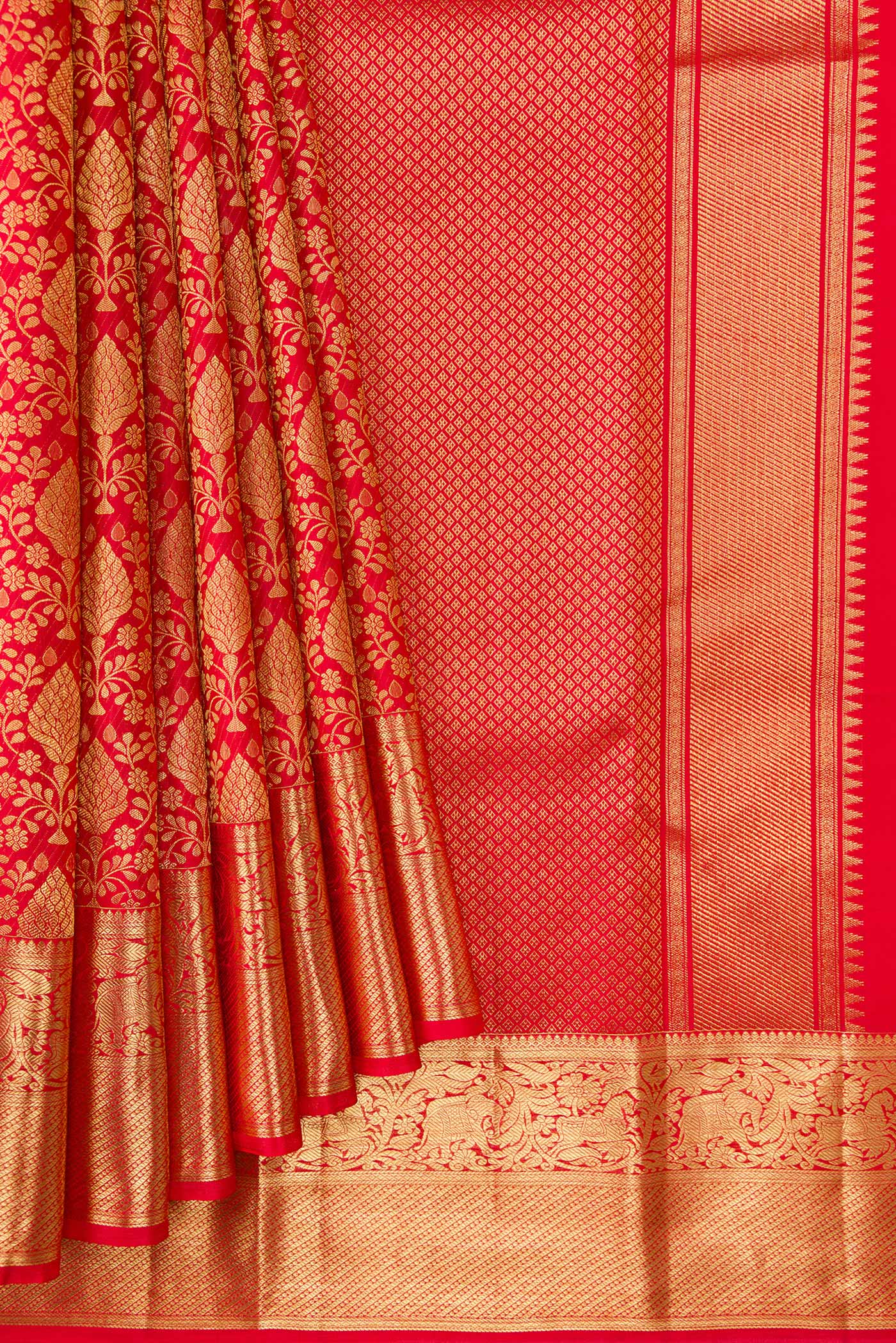 Red Kanchipuram Silk Saree - Image 4