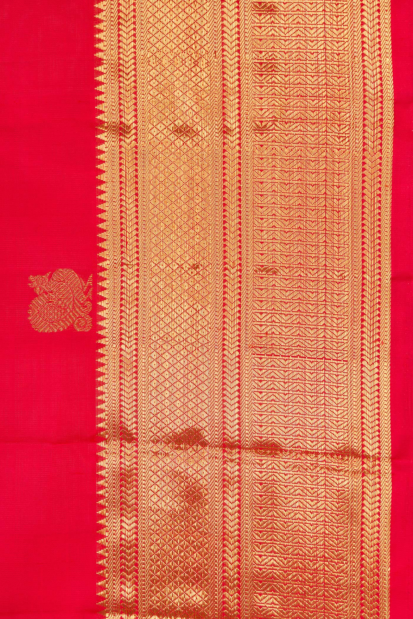 Pure Silk Pure Zari Red Kanjivaram Saree - Image 3