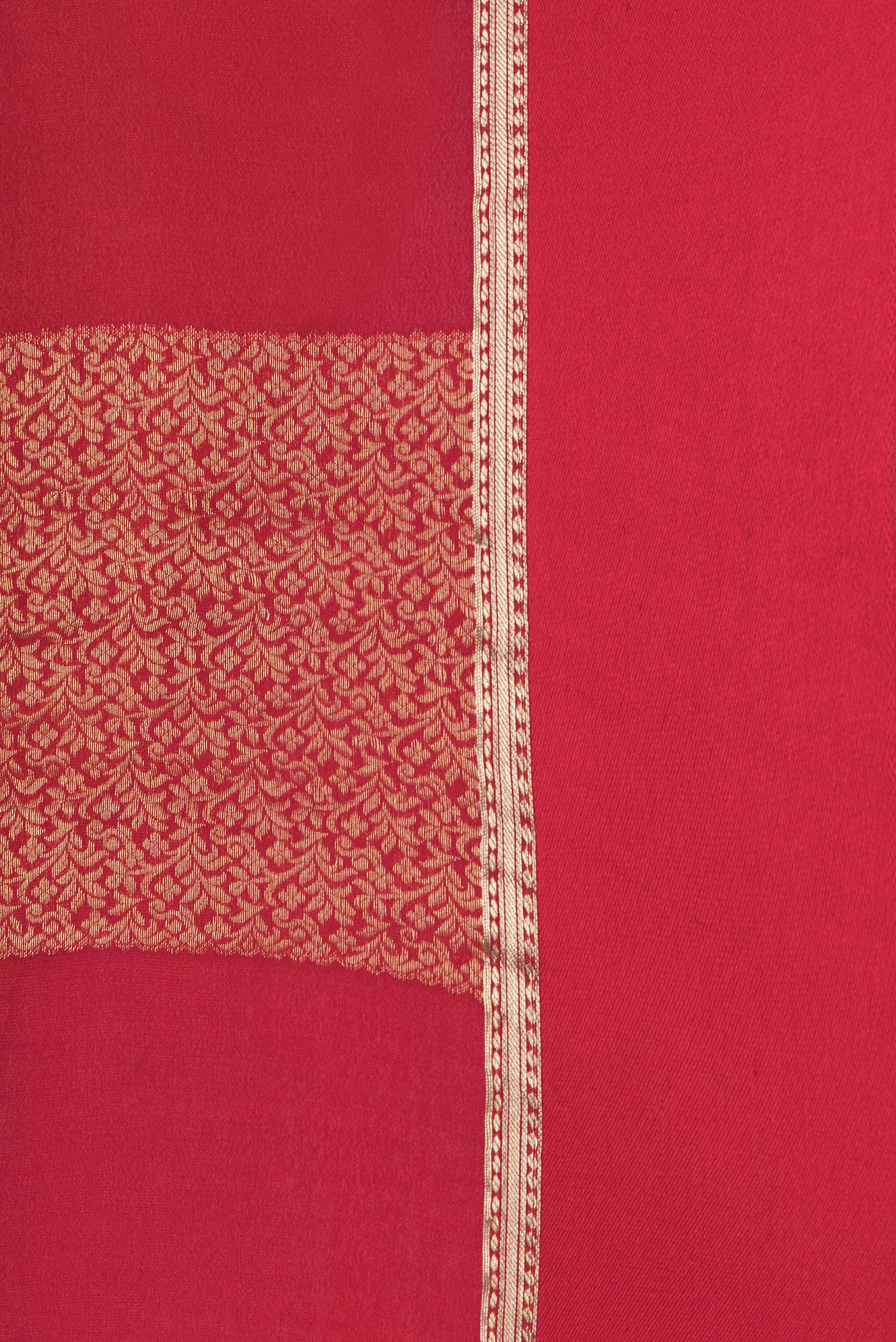 Red Mysore Crepe Saree - Image 3