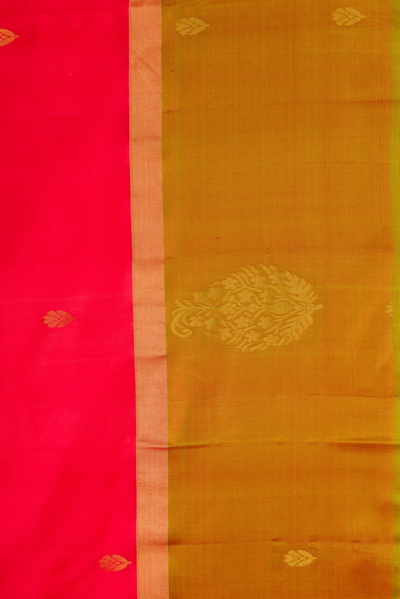 Red Soft Silk Saree - Image 3
