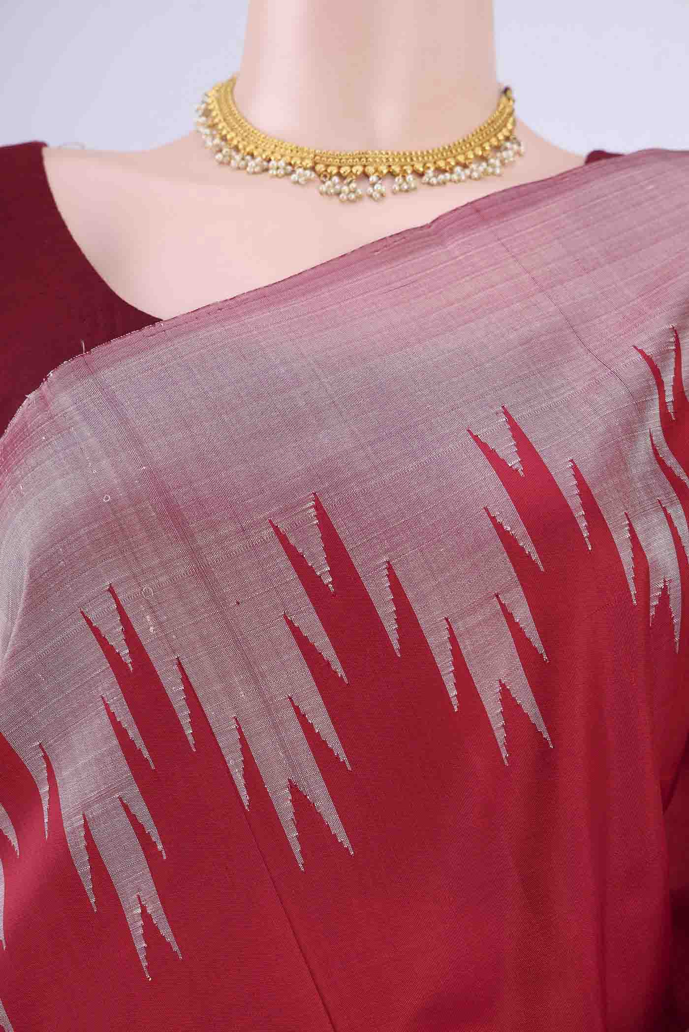Red Kanchipuram Silk Saree - Image 2