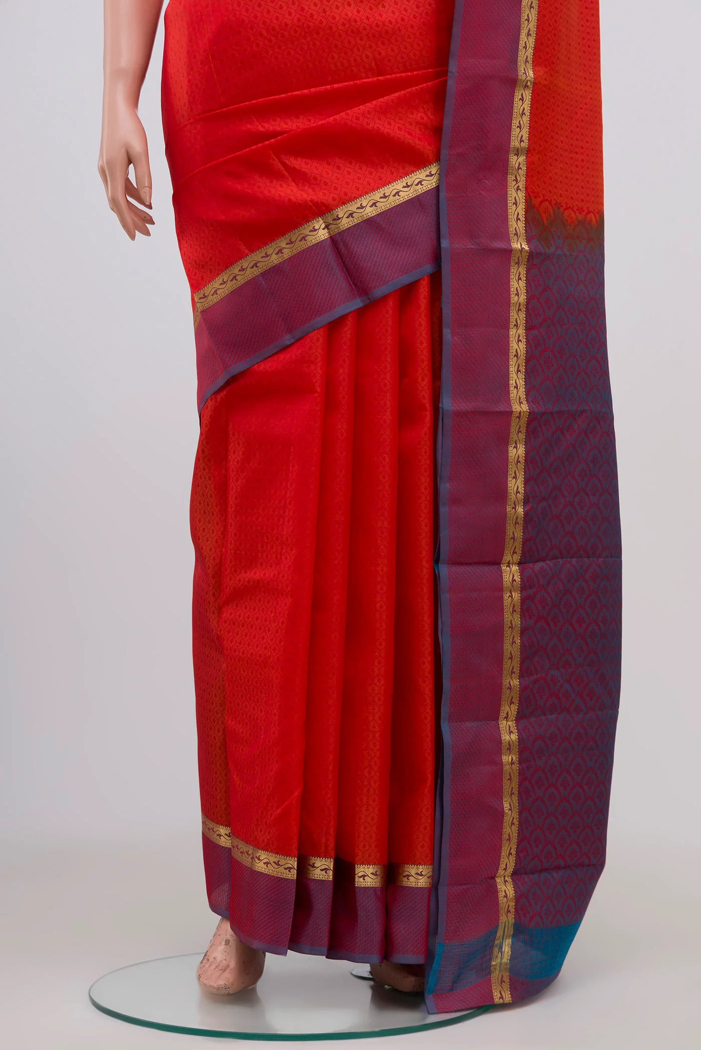 Red Kanchipuram Silk Saree - Image 3