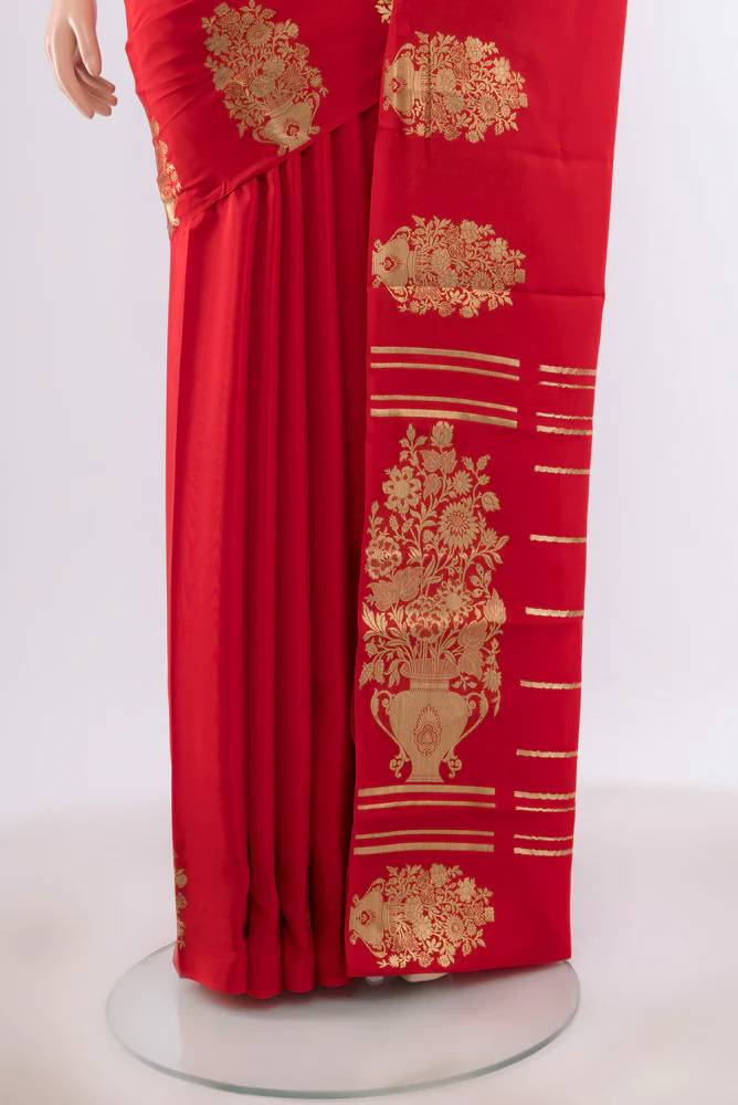 Red Mysore Crepe Saree - Image 3
