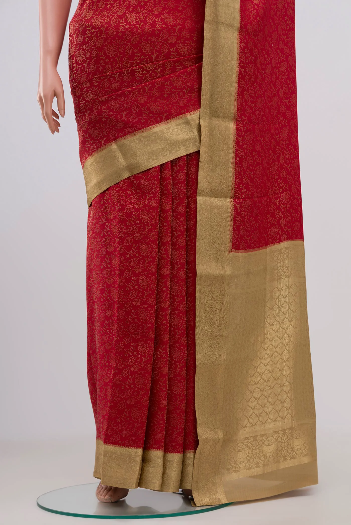 Red Mysore Crepe Saree - Image 3