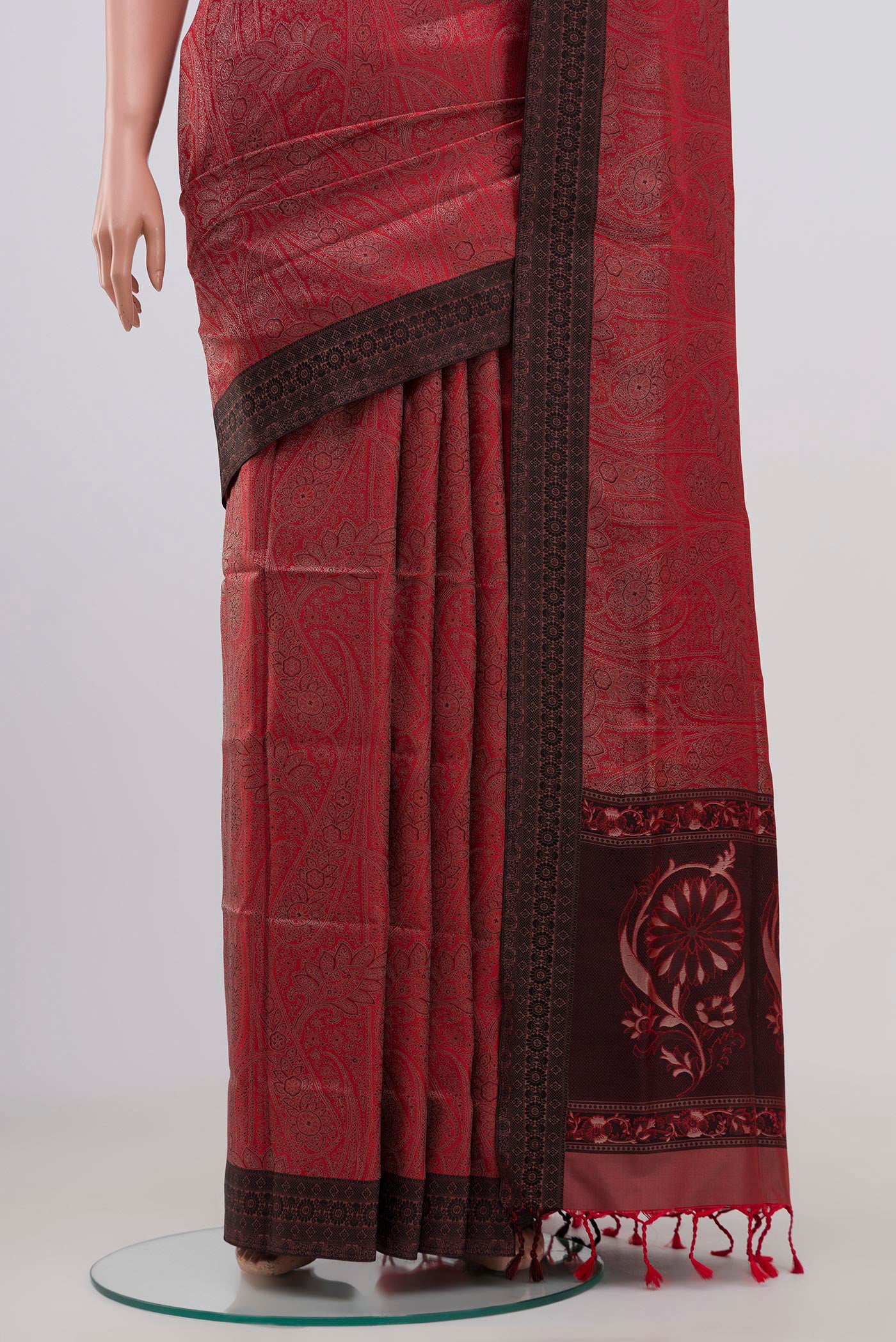 Imperial Red Soft Silk Saree - Image 3