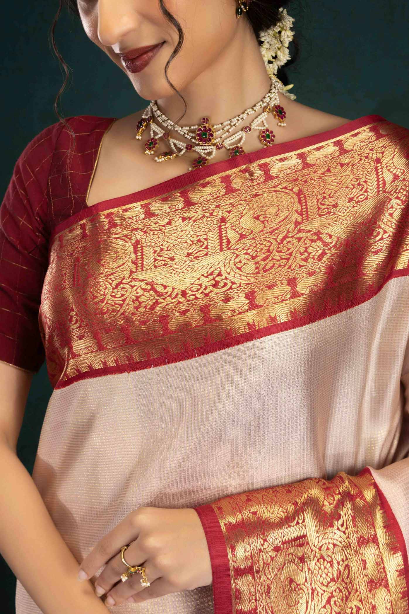 Rekha-Off White Kanchipuram Silk Saree - Image 4