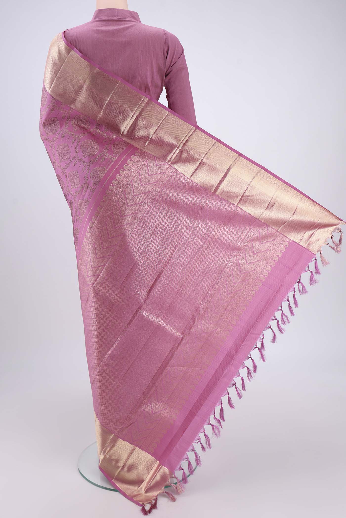 Lavender Kanchipuram Silk Saree - Image 3