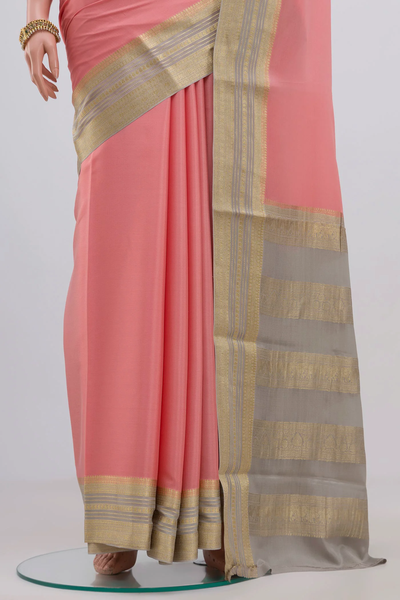 Rose pink Mysore Crepe Saree - Image 3