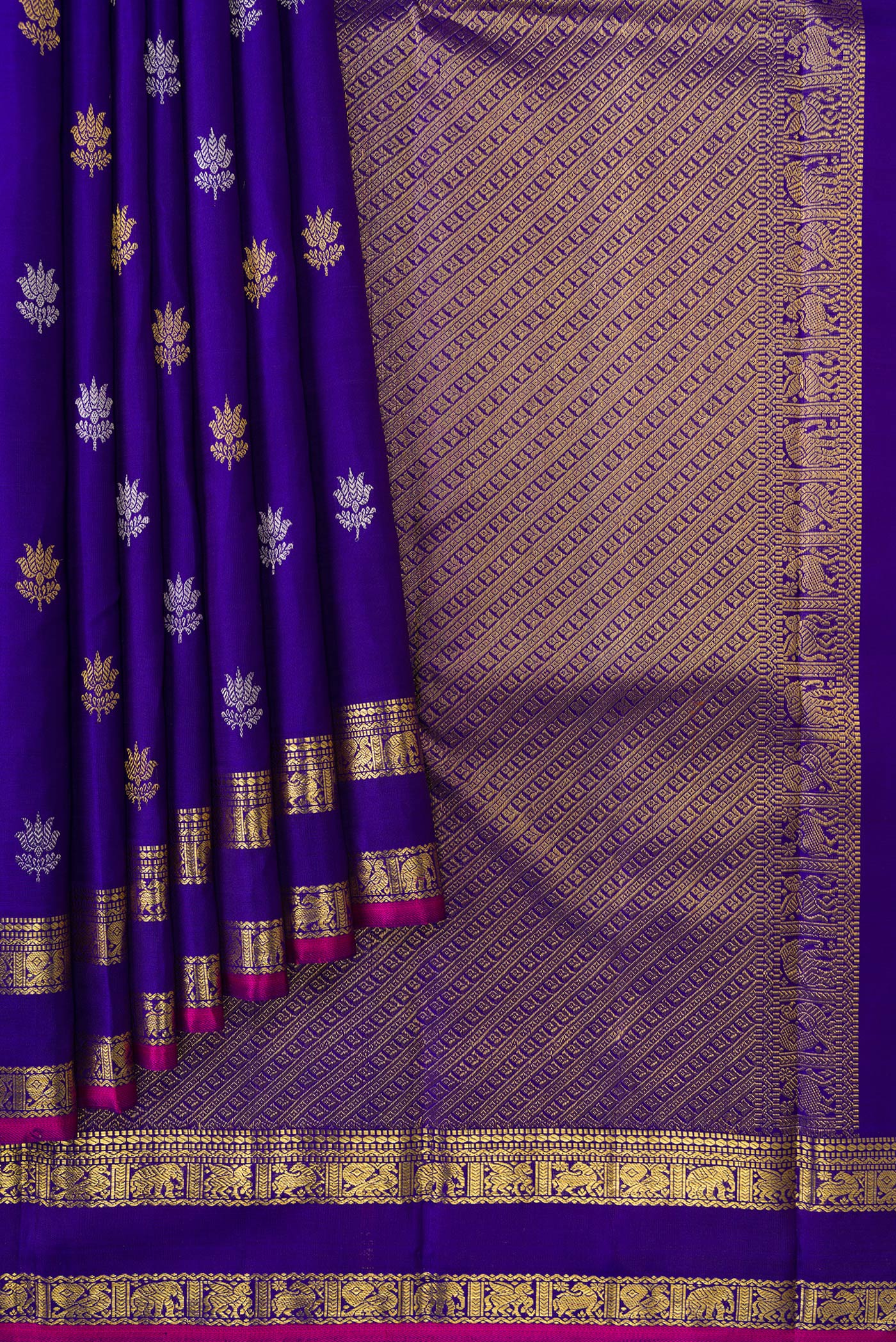 Royal Blue Kanchipuram Silk Saree - Image 4