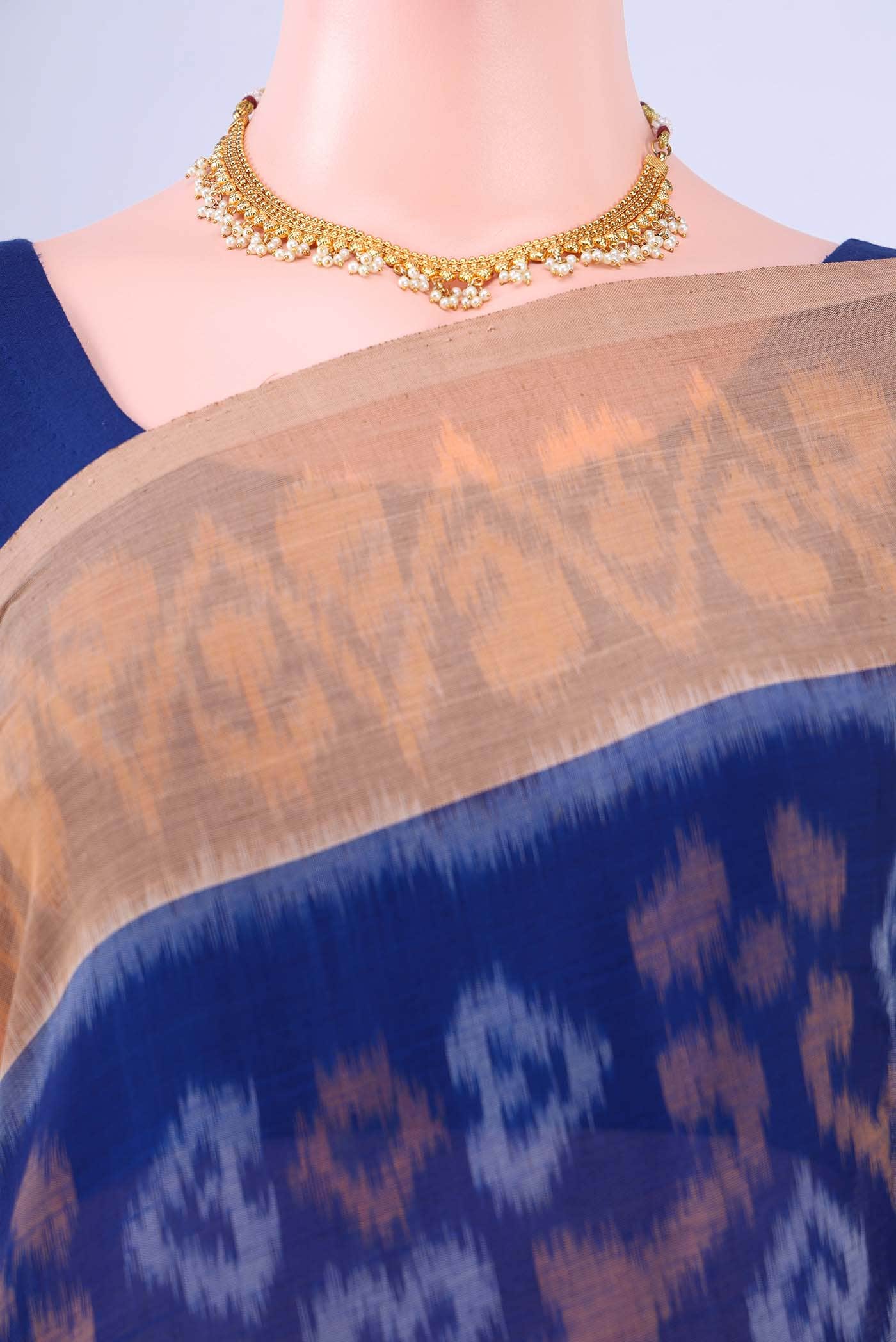 Royal Blue Pochampally Cotton Saree - Image 3