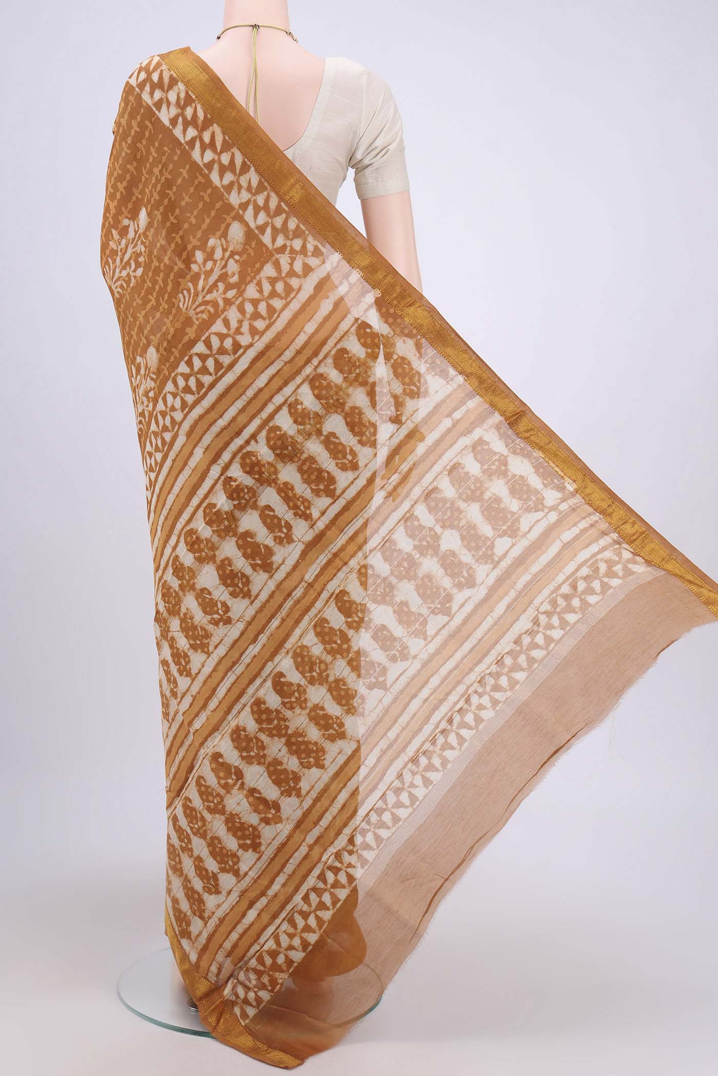 Brown Maheshwari Silk Cotton Saree - Image 3