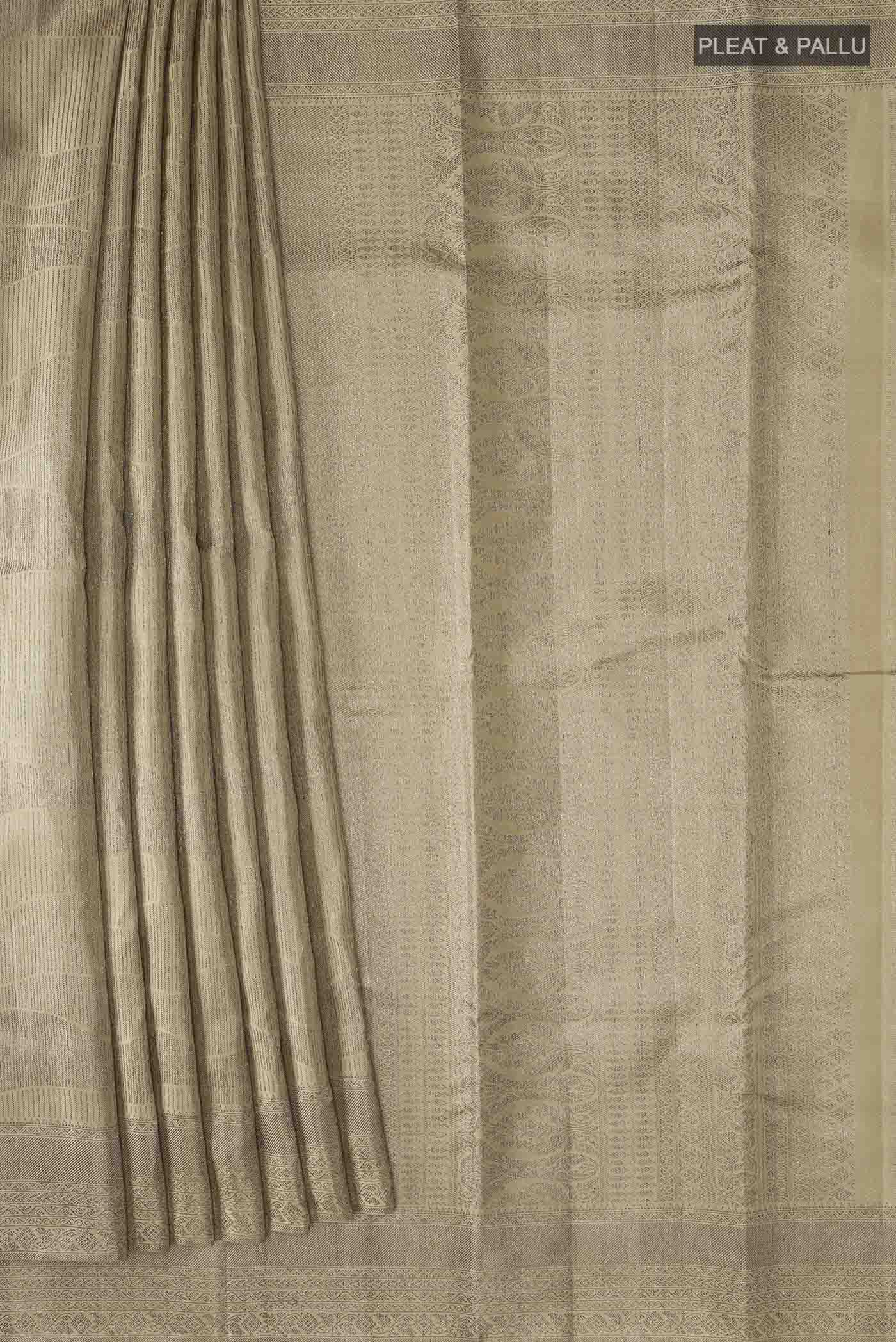 Sage Green Kanjivaram Silk Saree - Image 4