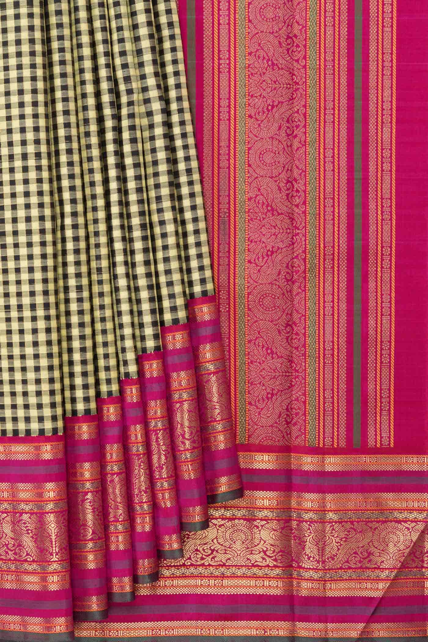 Pure Silk Pure Zari Sandal and Black Dual Tone Kanchipuram Saree - Image 2