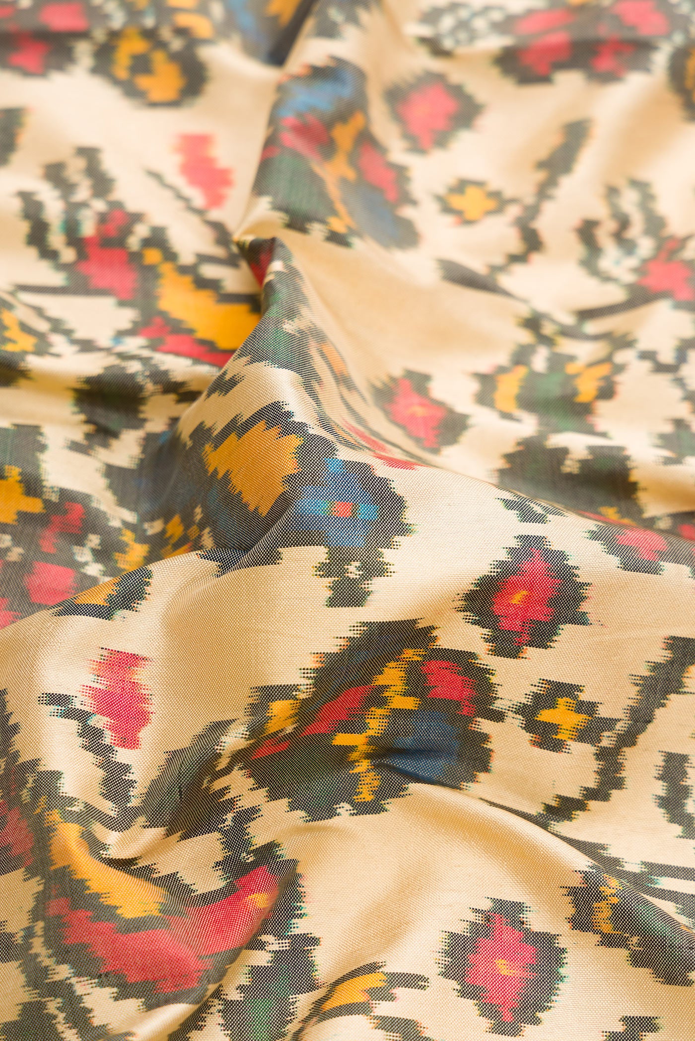 Sandal Dual Tone Pochampally Silk Saree - Image 2