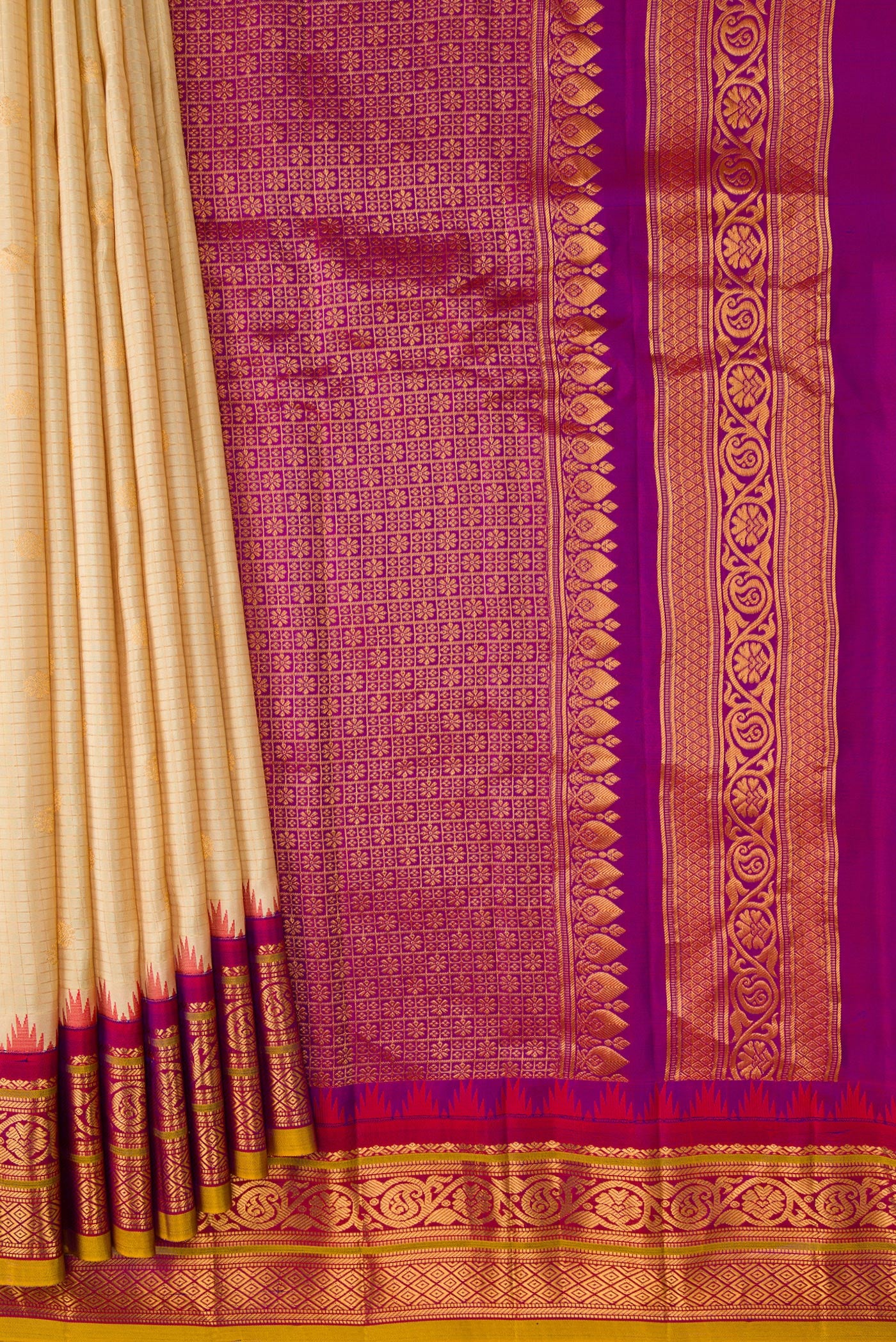 Sandal Gadwal Silk Saree - Image 4