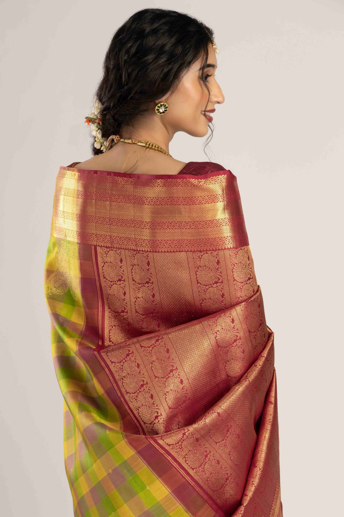 Saroja-Multi-Colored Checks Kanchipuram Silk Saree - Image 7