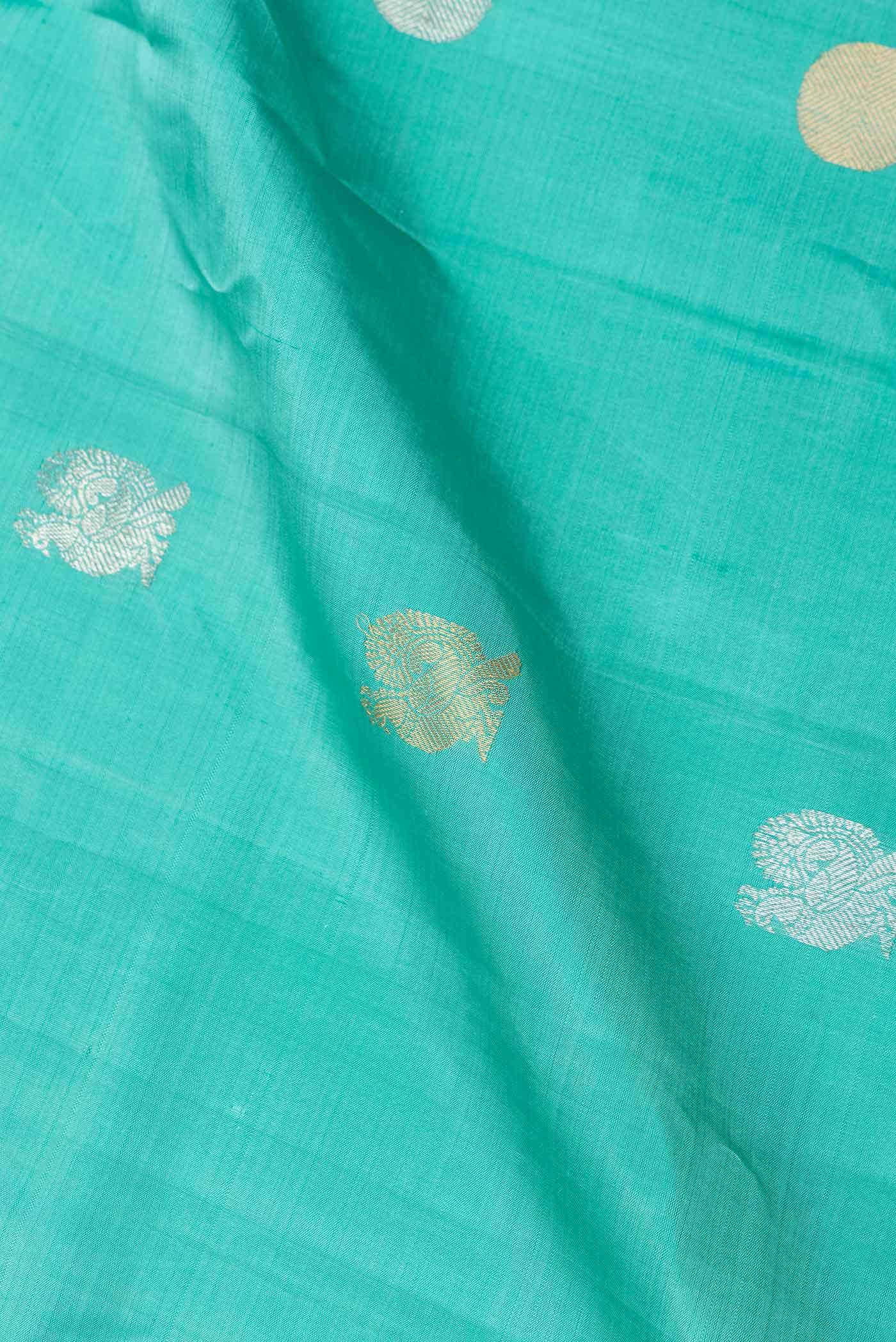 Sea Green Dual Tone Gadwal Silk Saree - Image 3